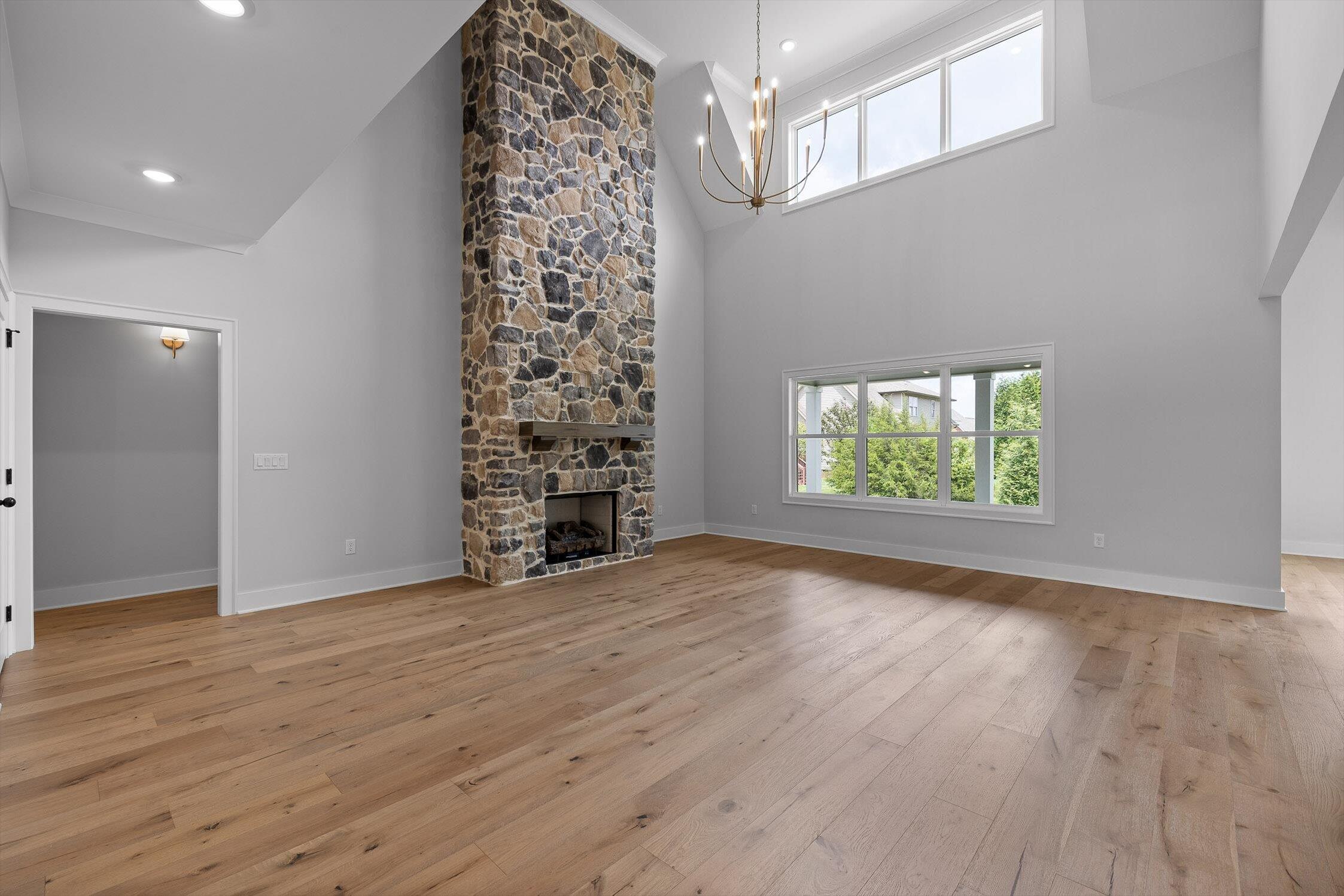7867 Vervena Drive, 9