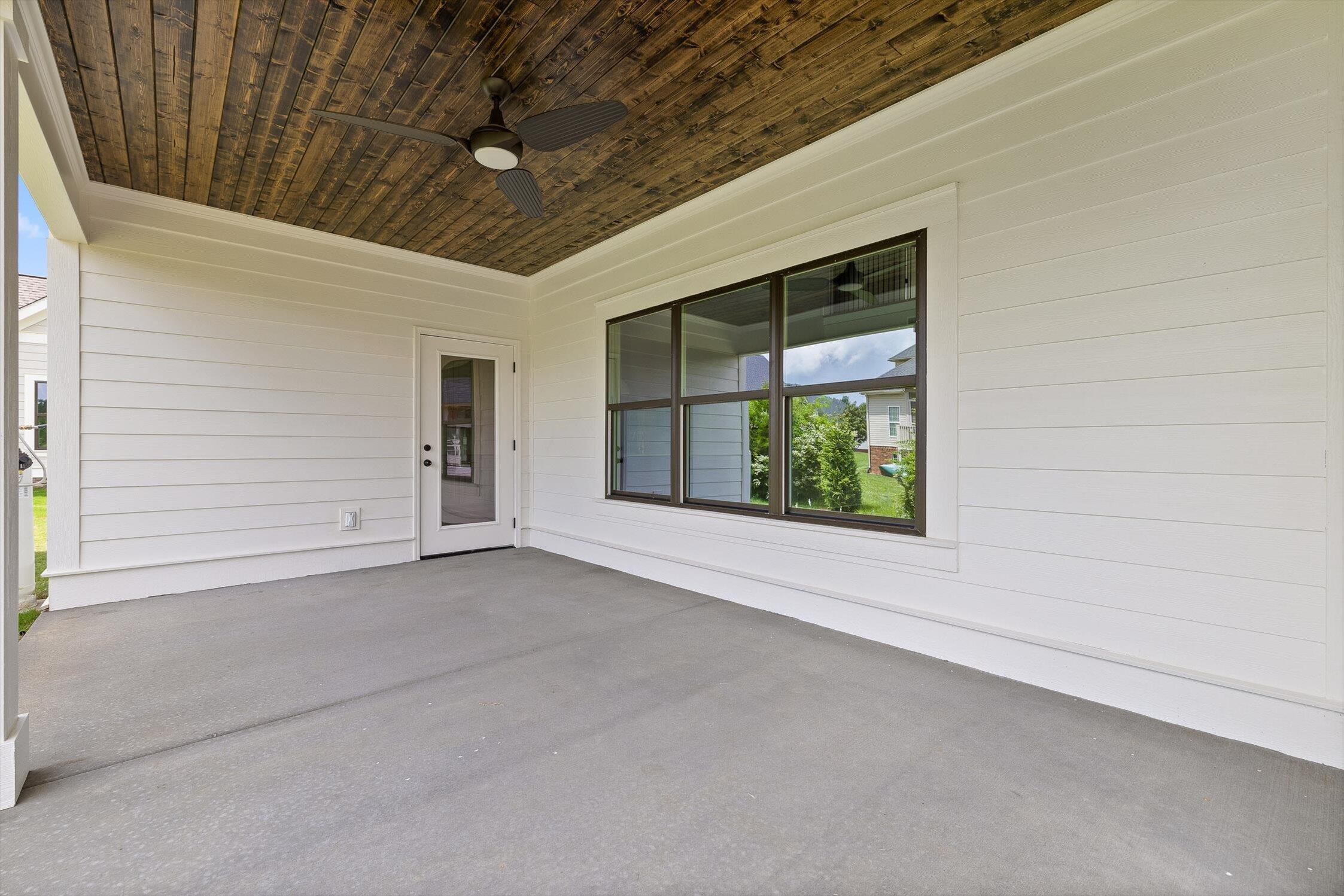 7867 Vervena Drive, 9