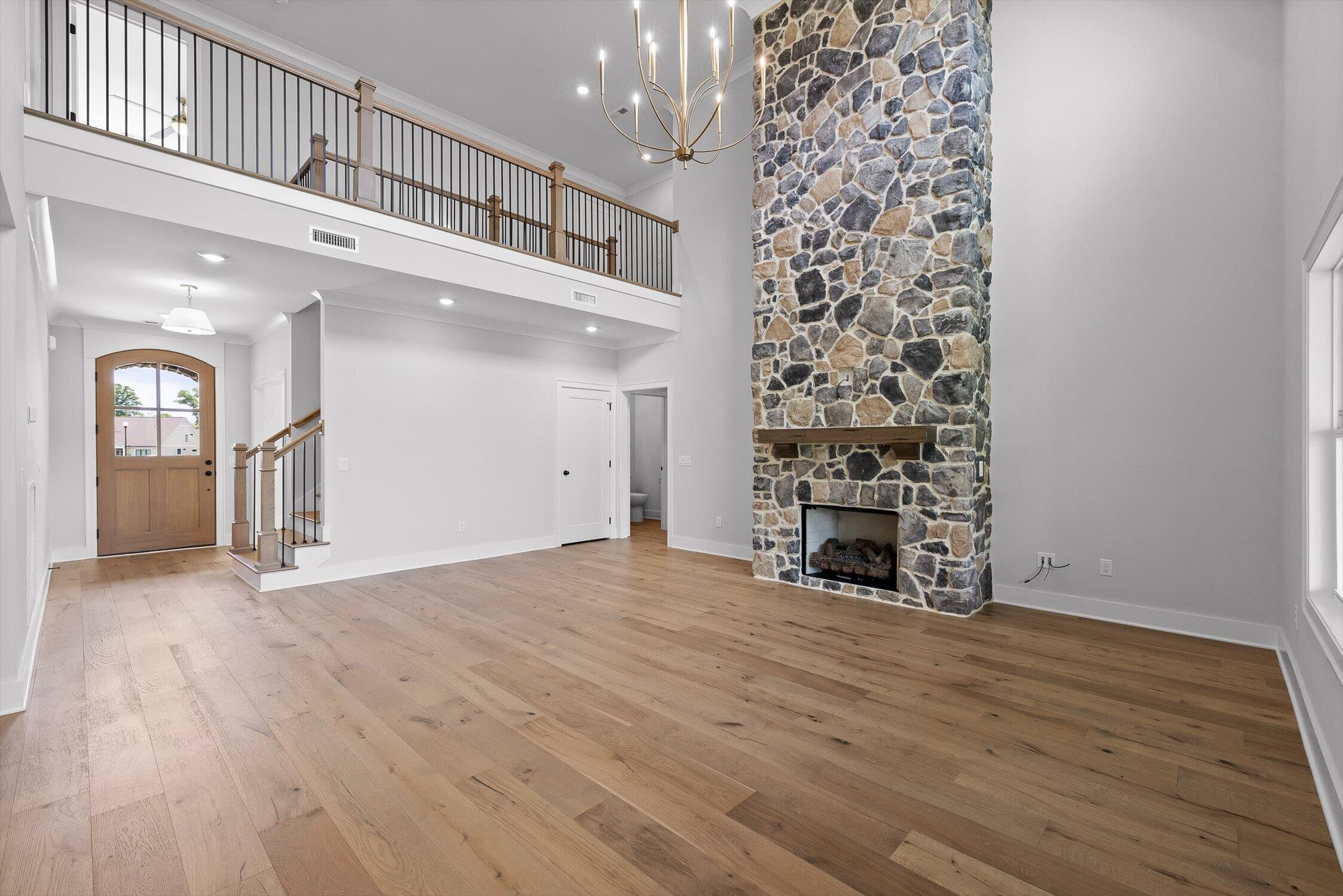 7867 Vervena Drive, 9
