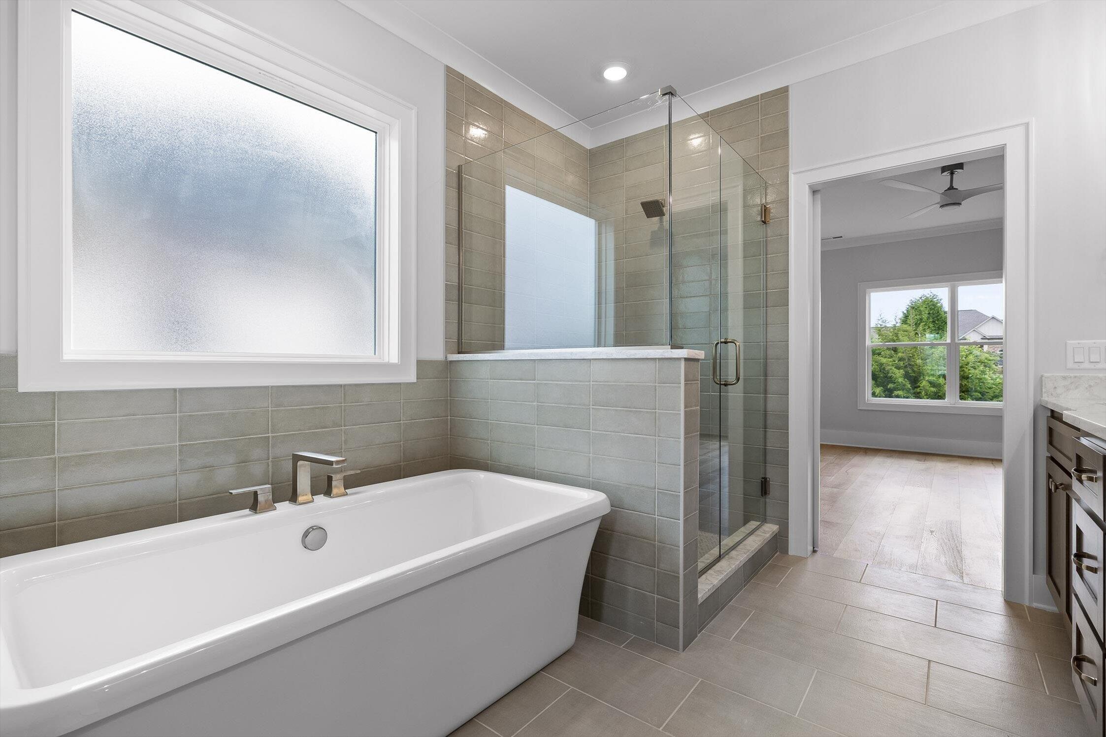 7867 Vervena Drive, 9
