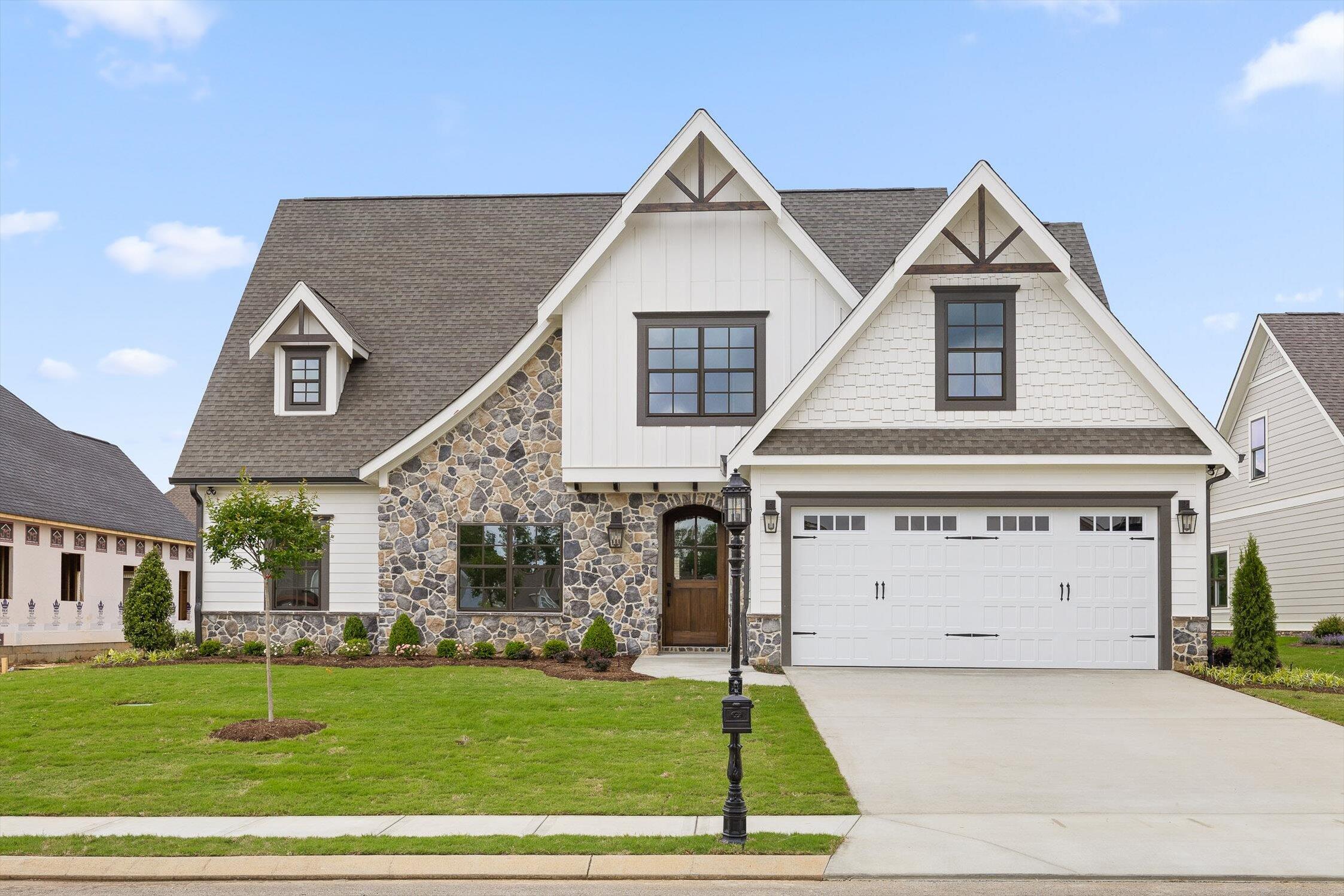 7867 Vervena Drive, 9