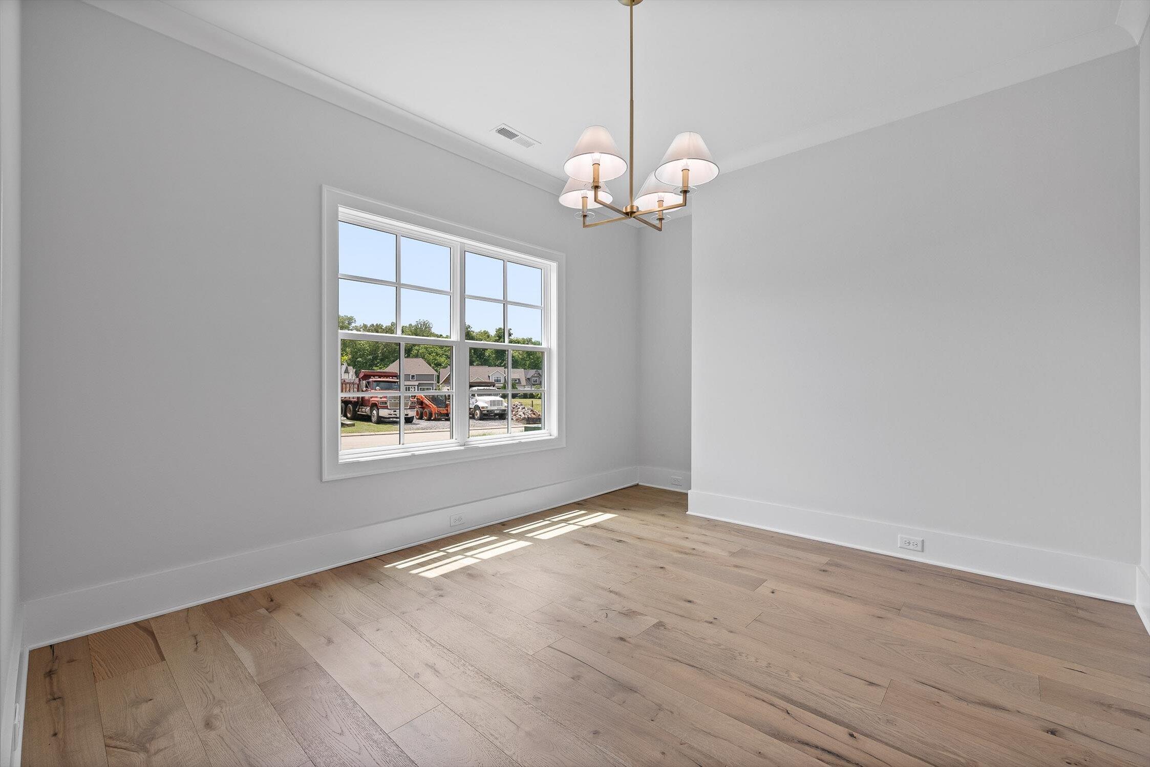 7867 Vervena Drive, 9