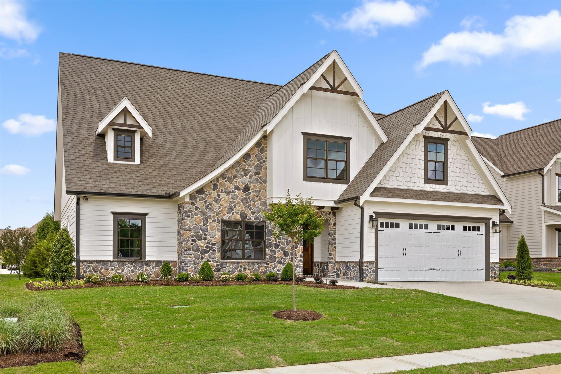 7867 Vervena Drive, 9