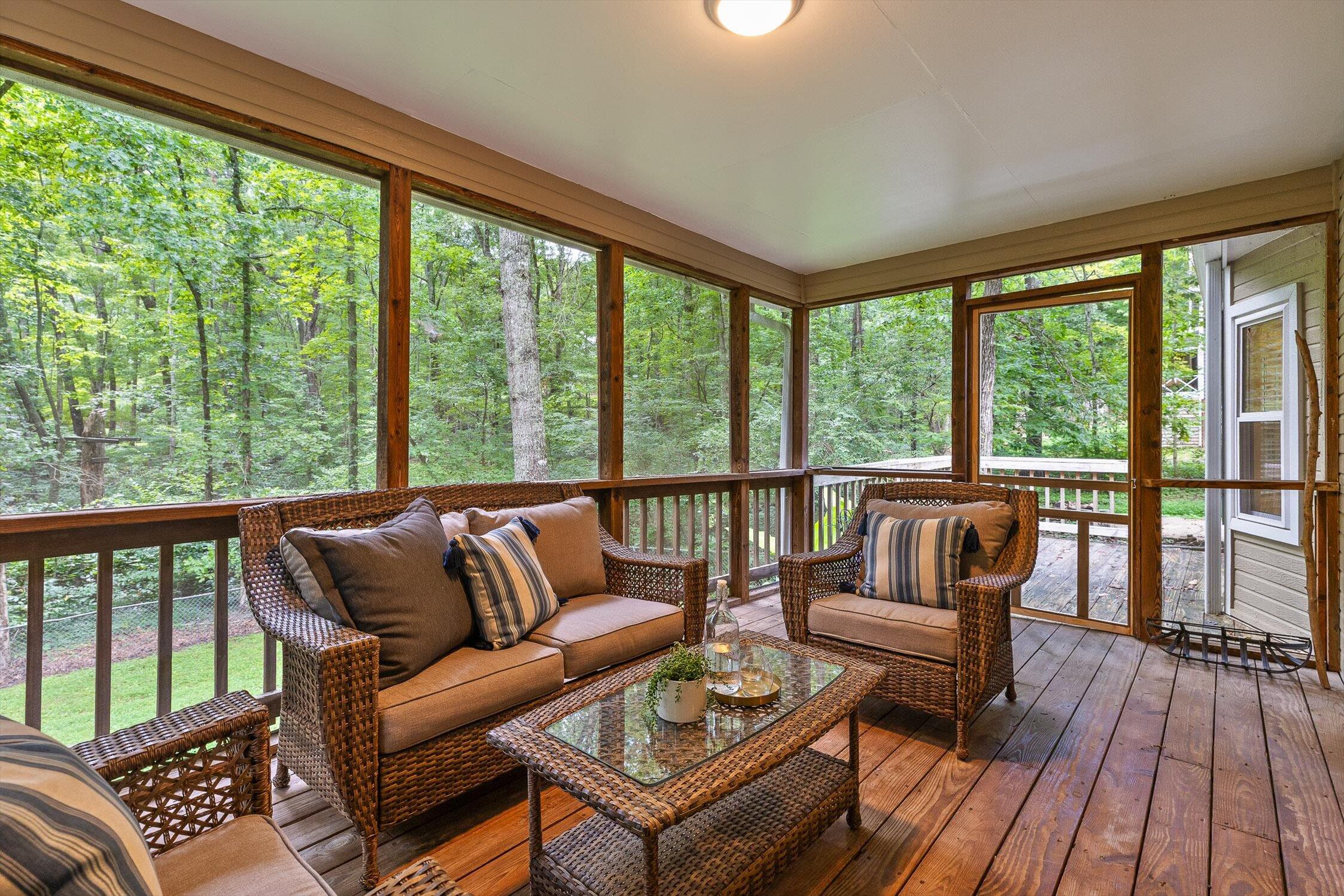 4707 Creek Point Lane