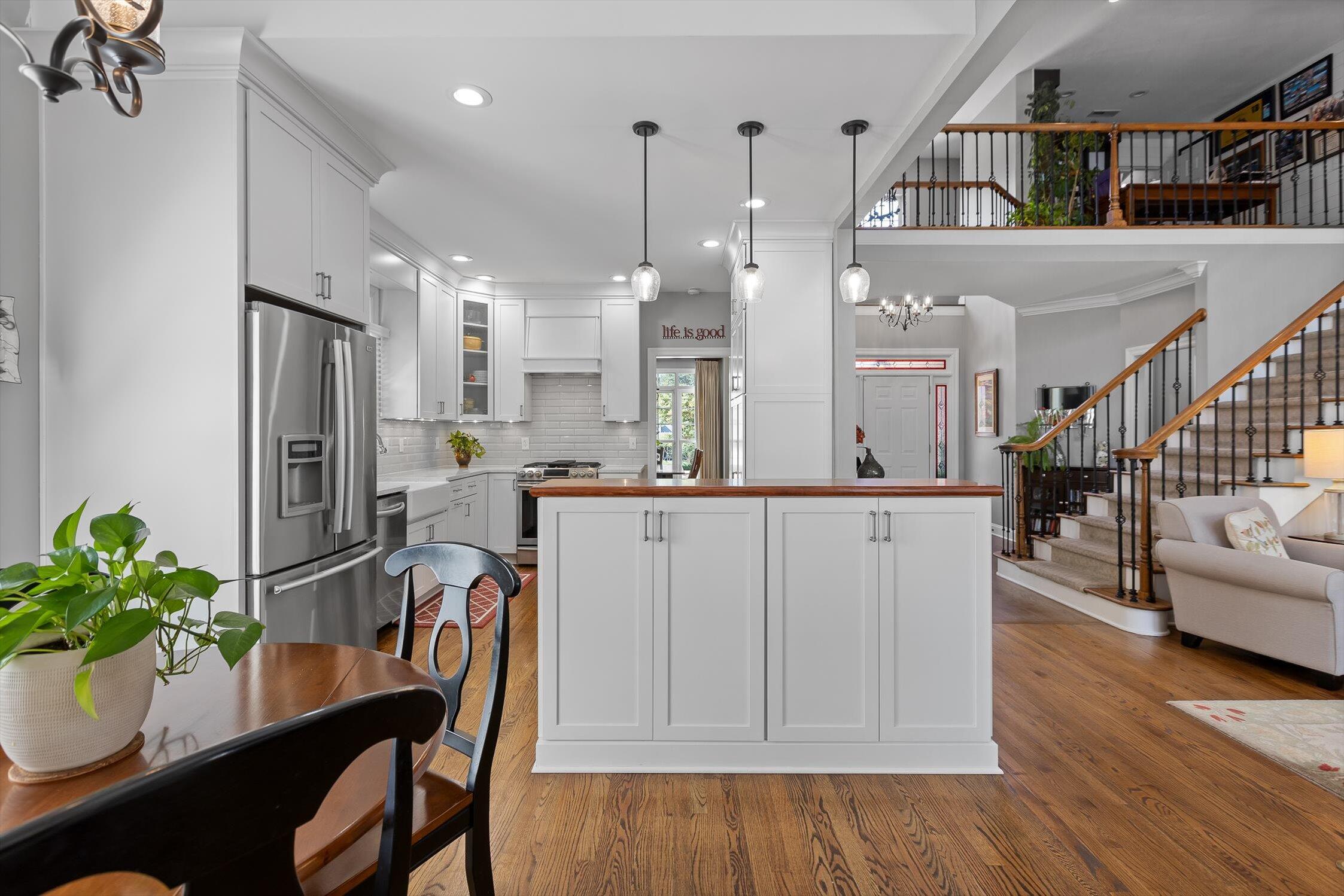 302 Willow Glen Road