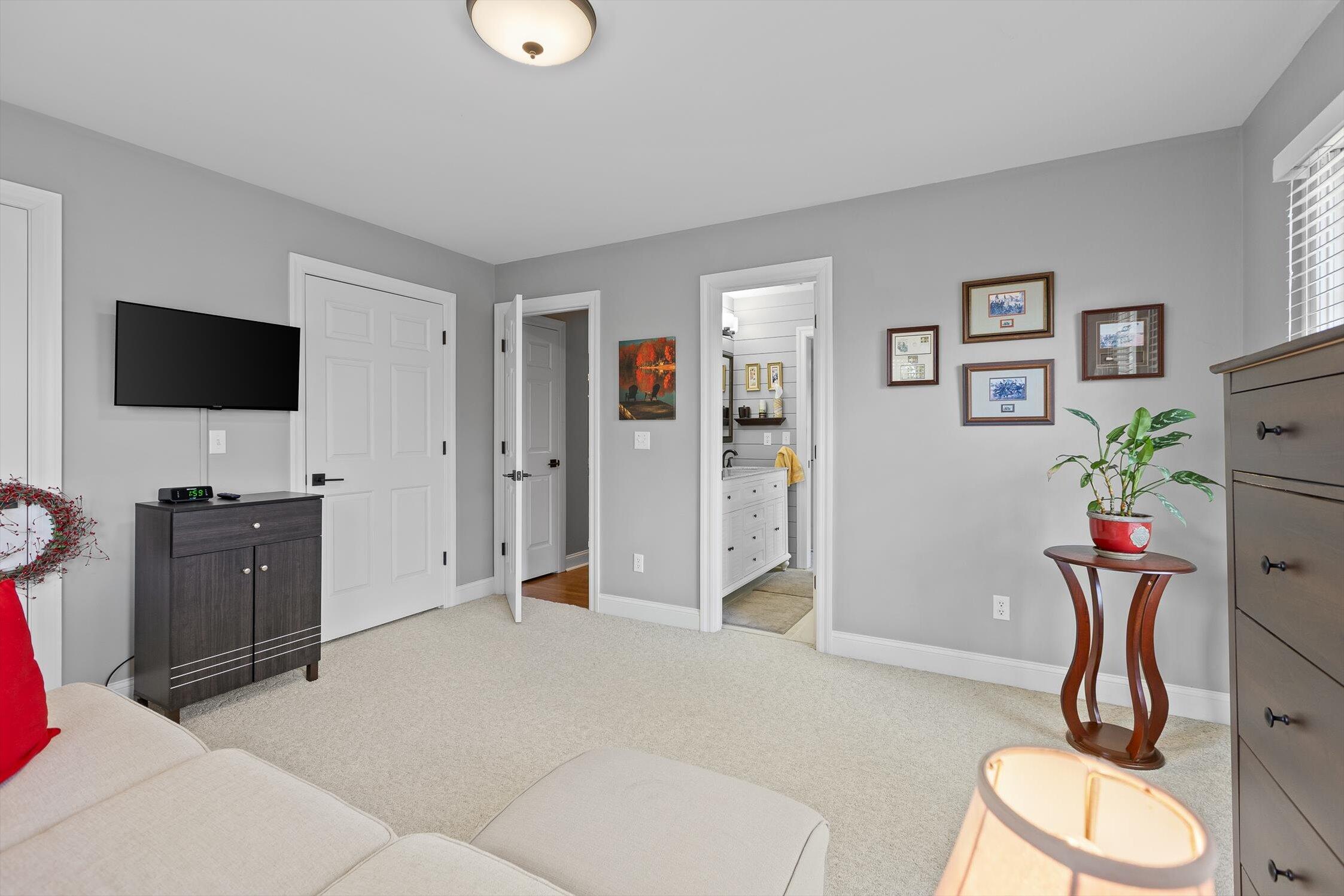 302 Willow Glen Road