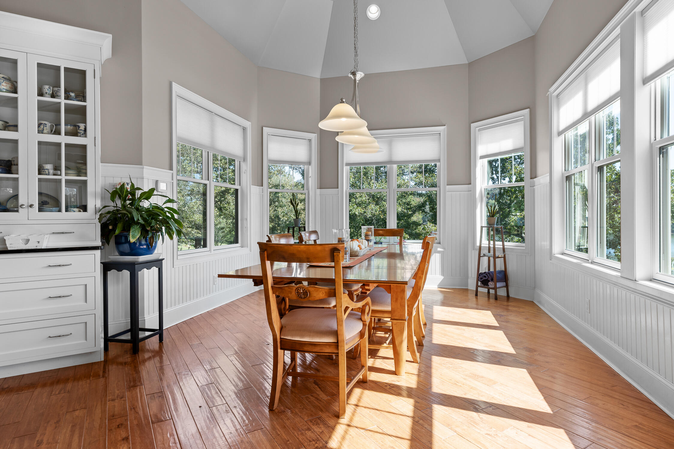 6508 Dogwood Drive