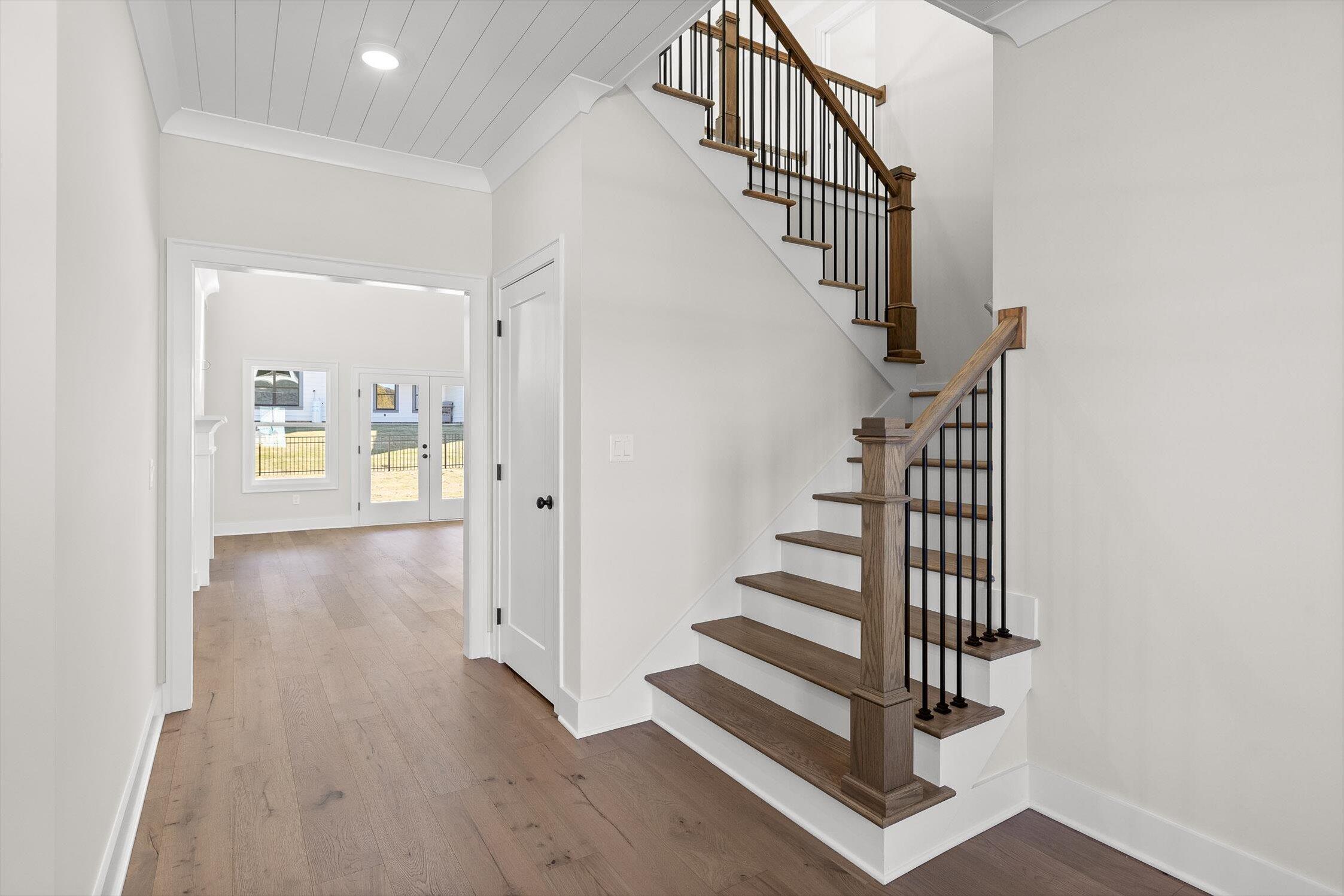 8296 Coldwater Court, 26