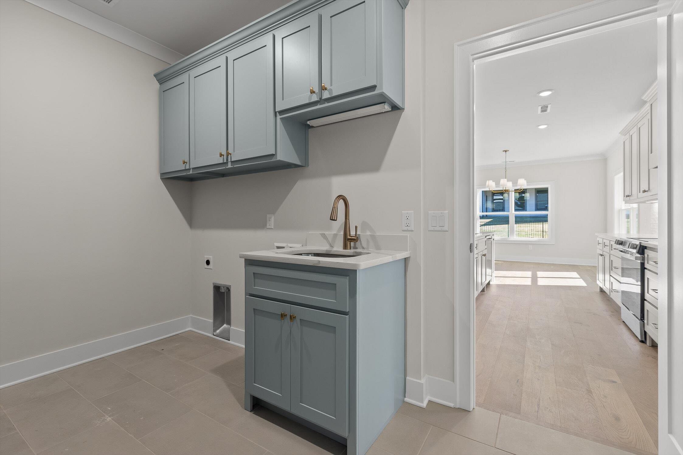 8296 Coldwater Court, 26