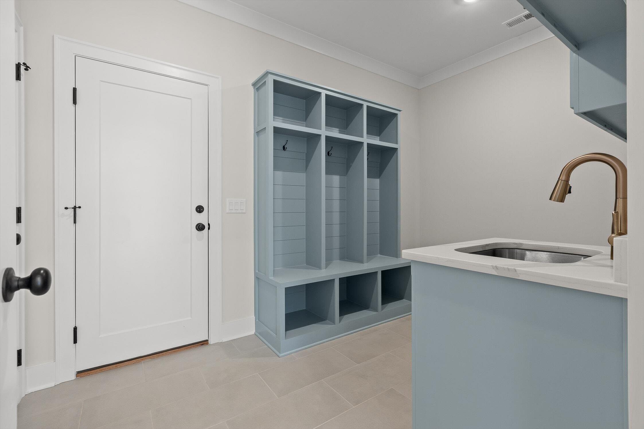 8296 Coldwater Court, 26