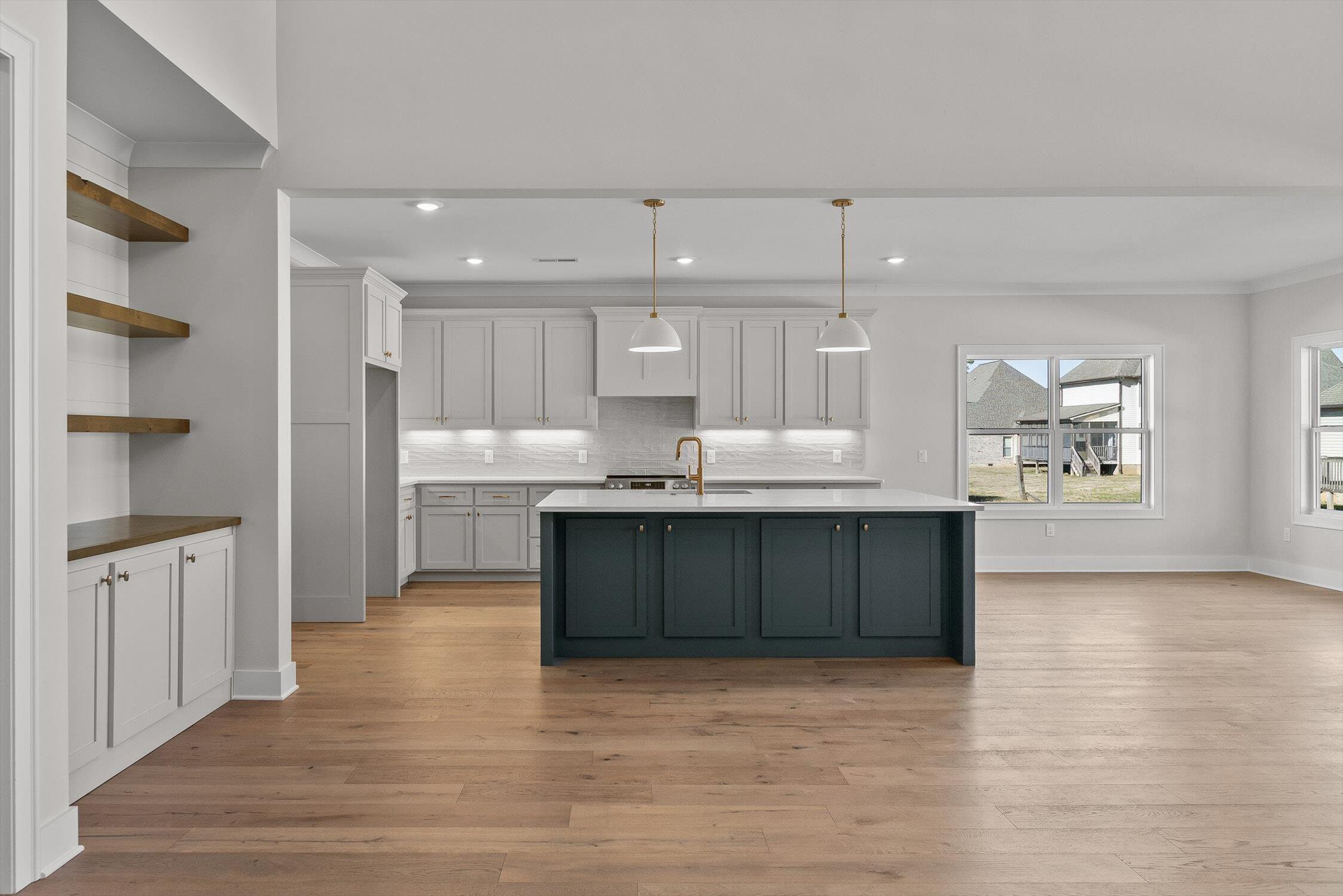 7859 Vervena Drive, 8