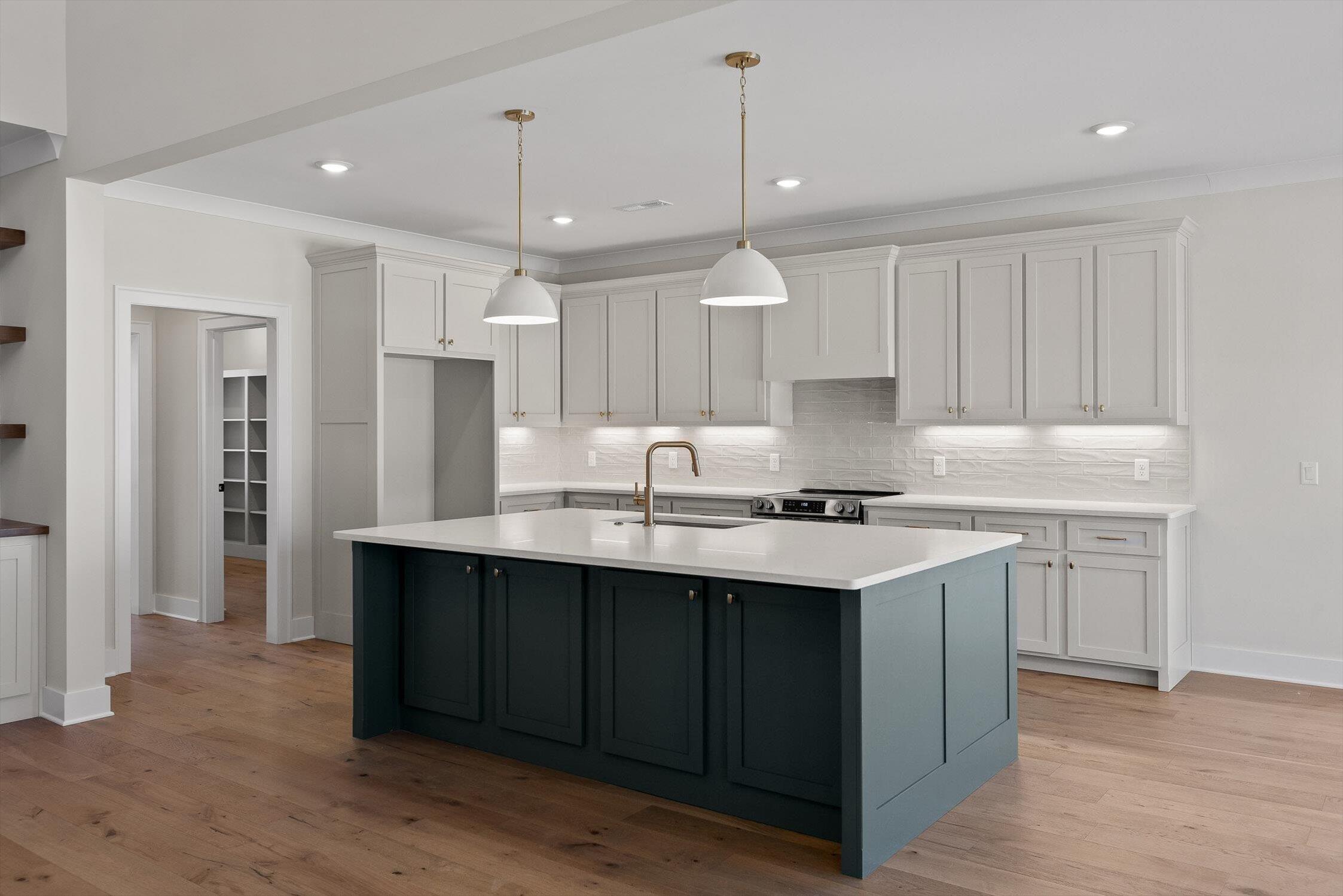 7859 Vervena Drive, 8