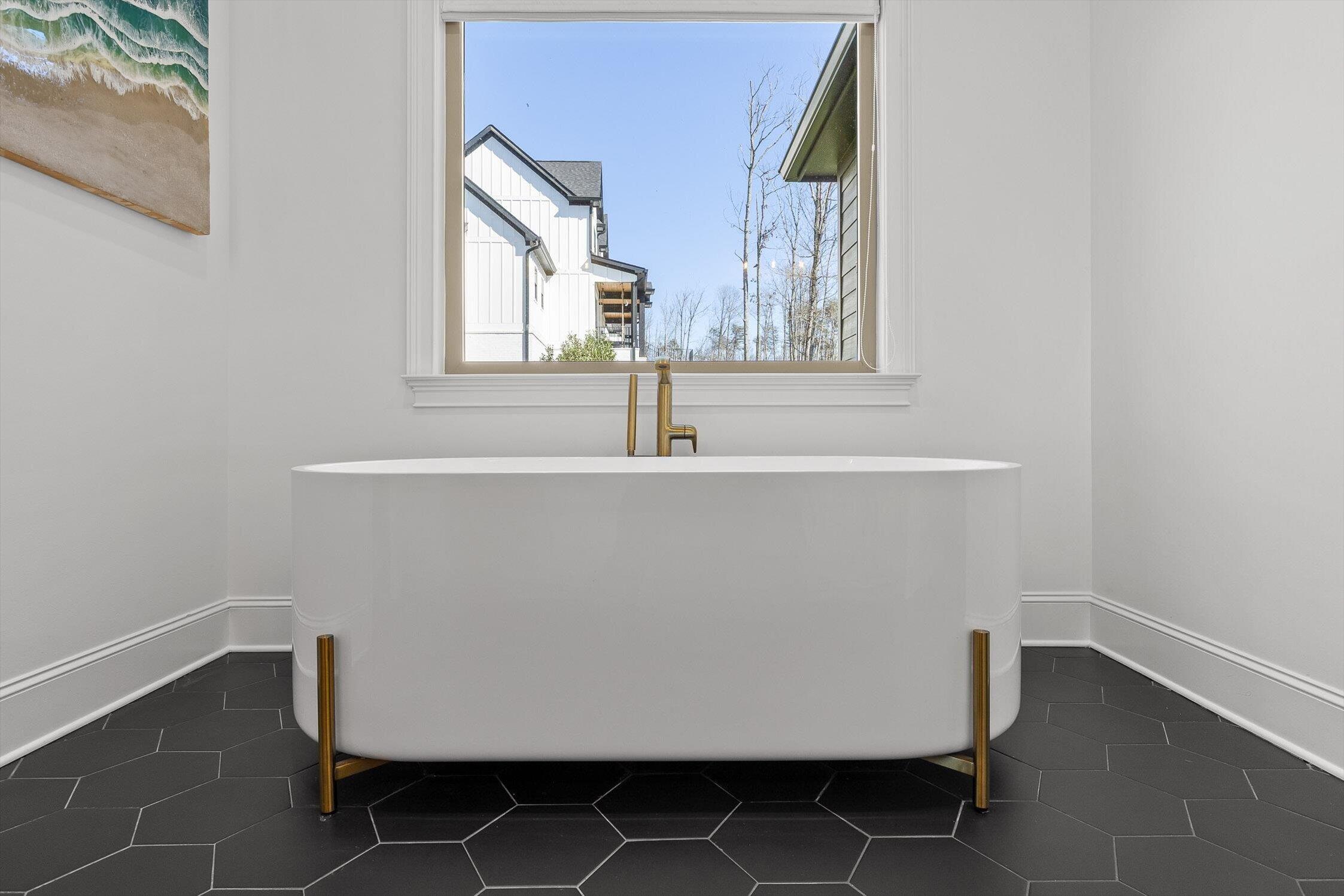 8293 Mountain Laurel Trail