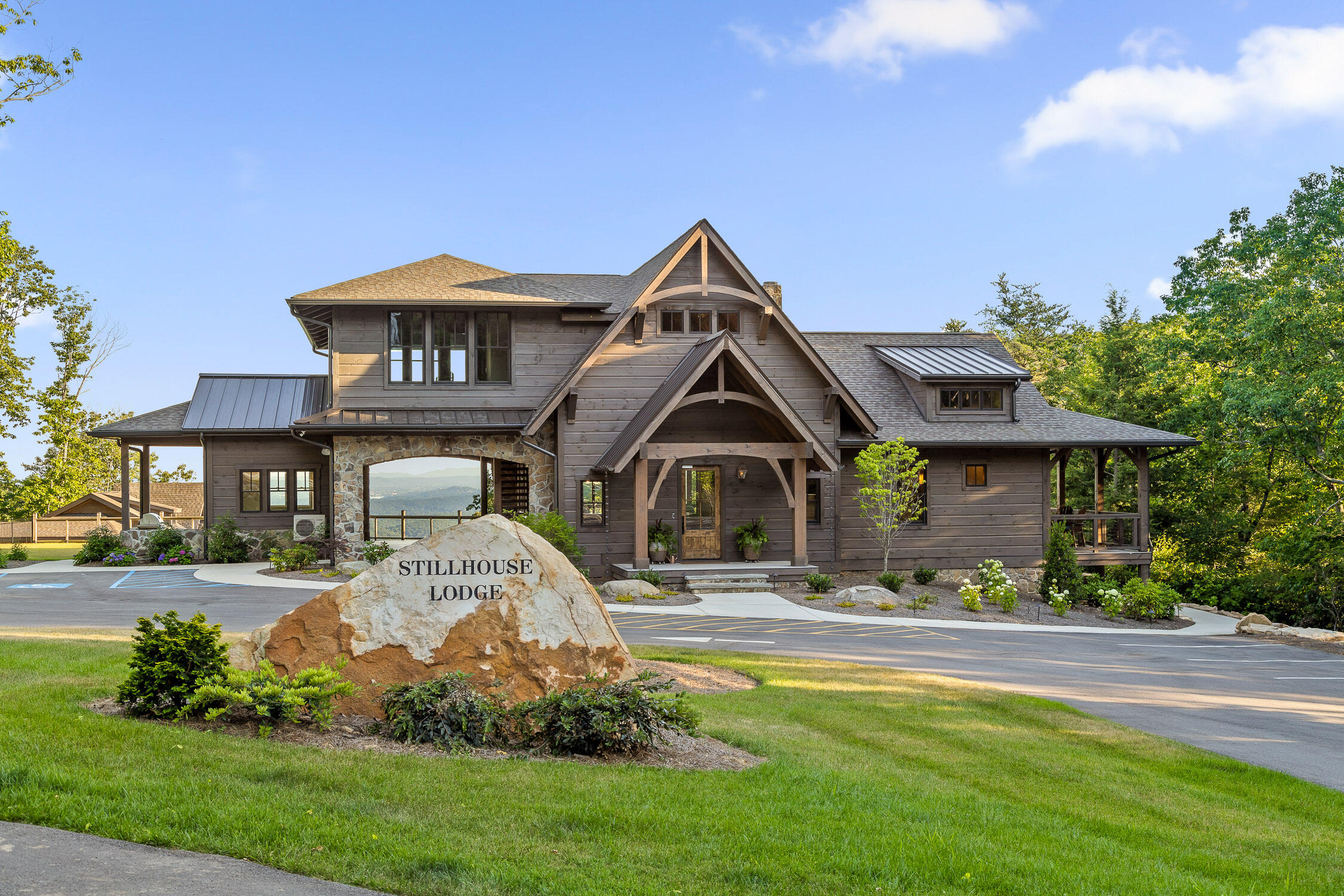 8293 Mountain Laurel Trail