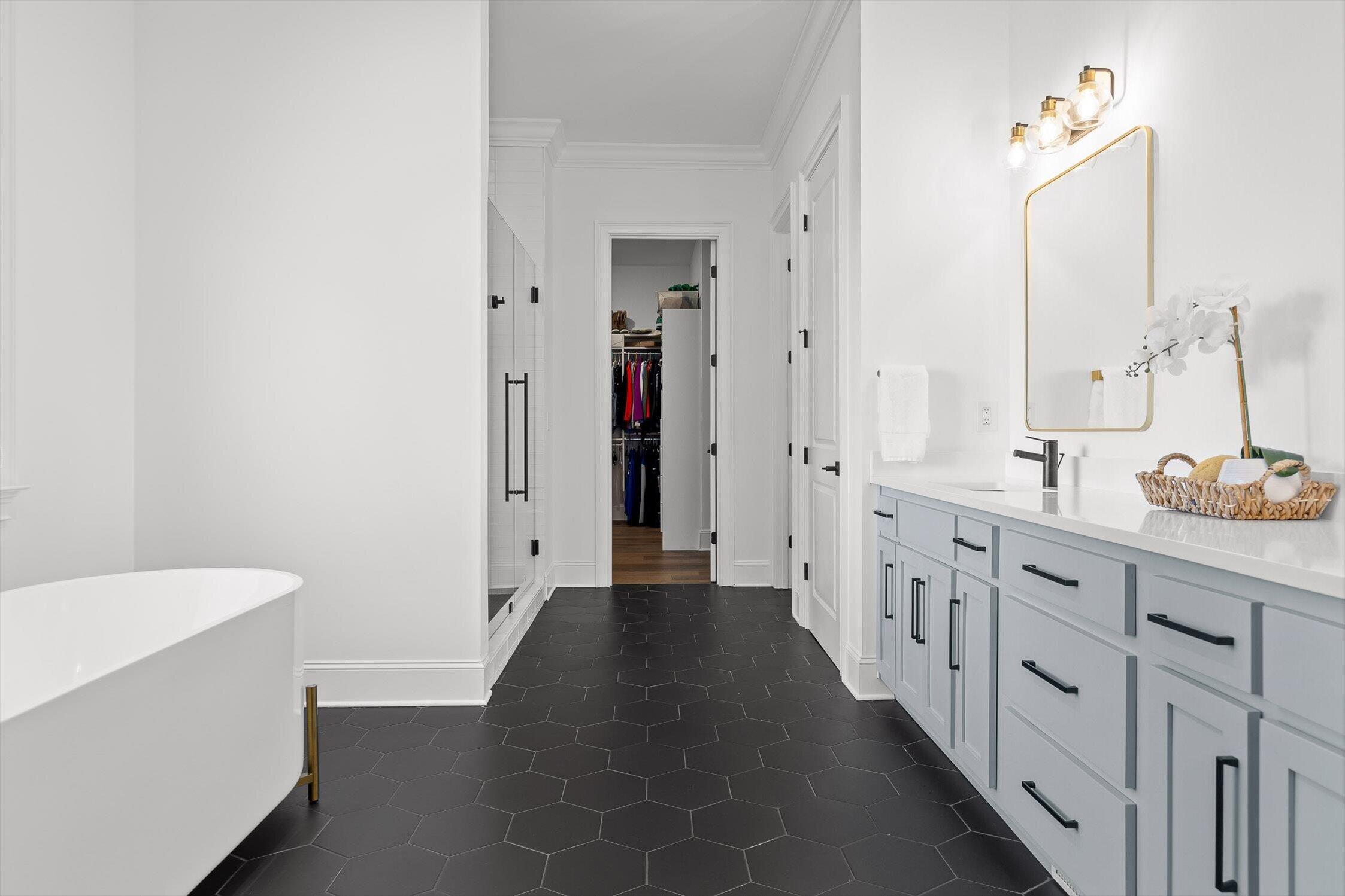 8293 Mountain Laurel Trail