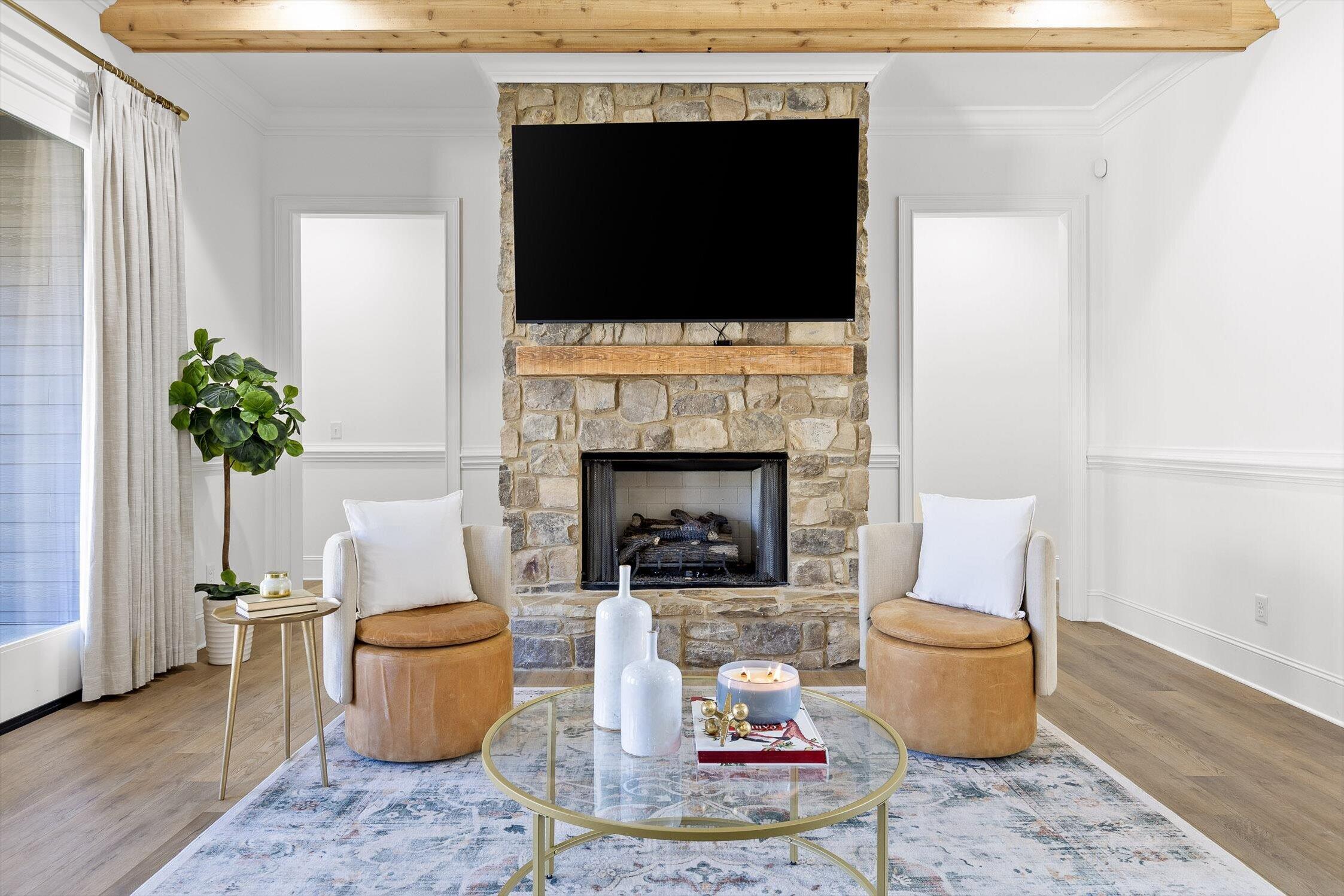 8293 Mountain Laurel Trail