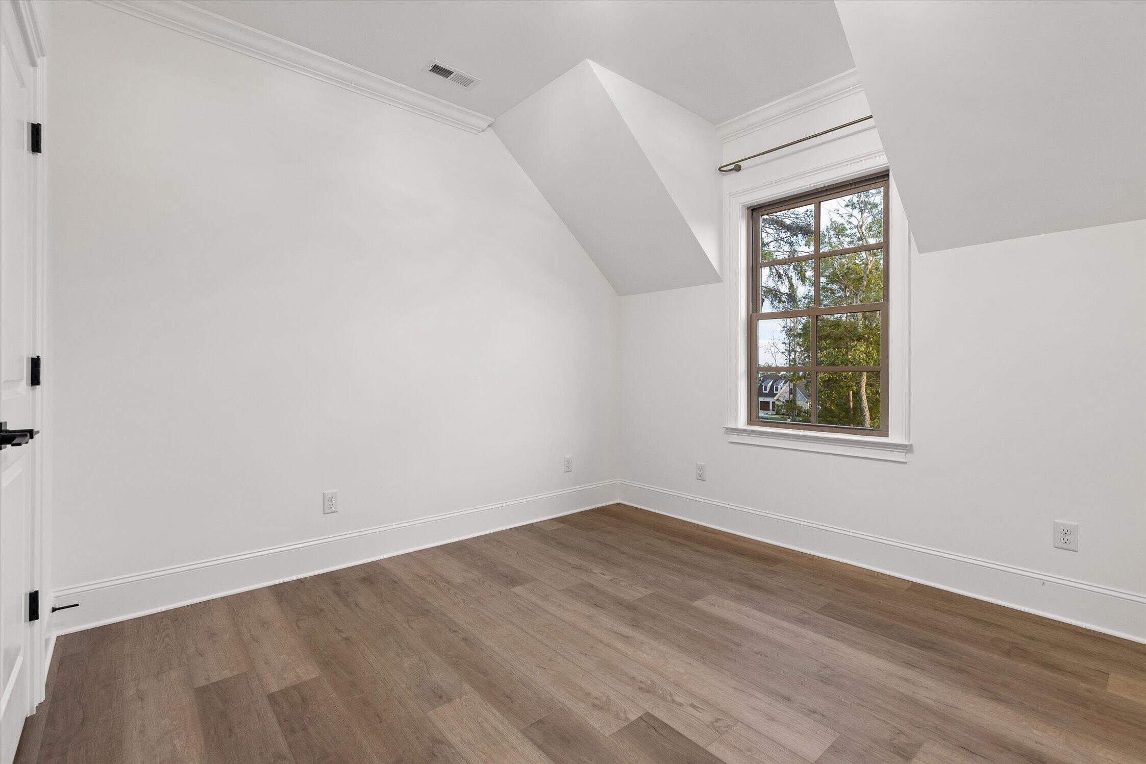 8293 Mountain Laurel Trail