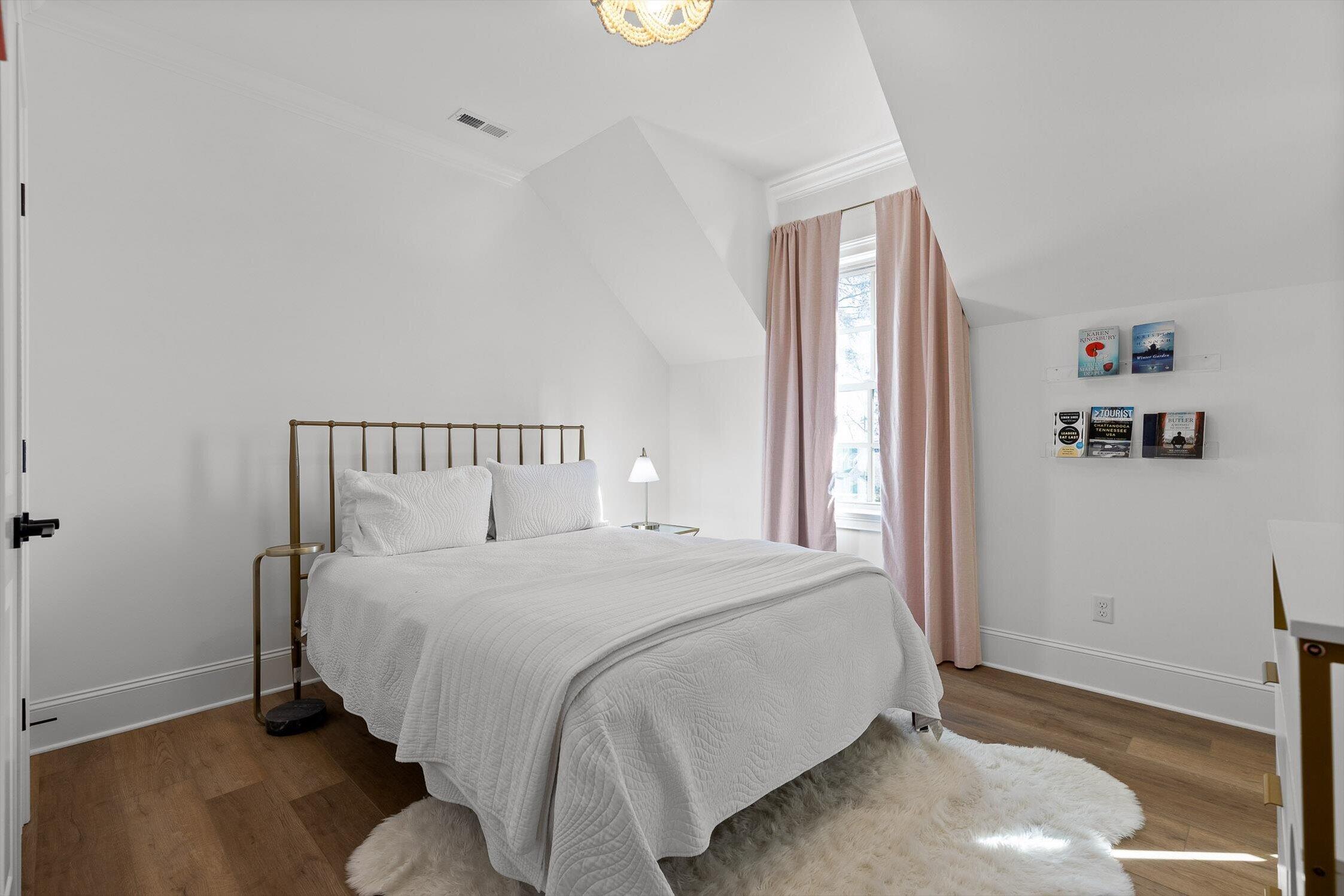 8293 Mountain Laurel Trail