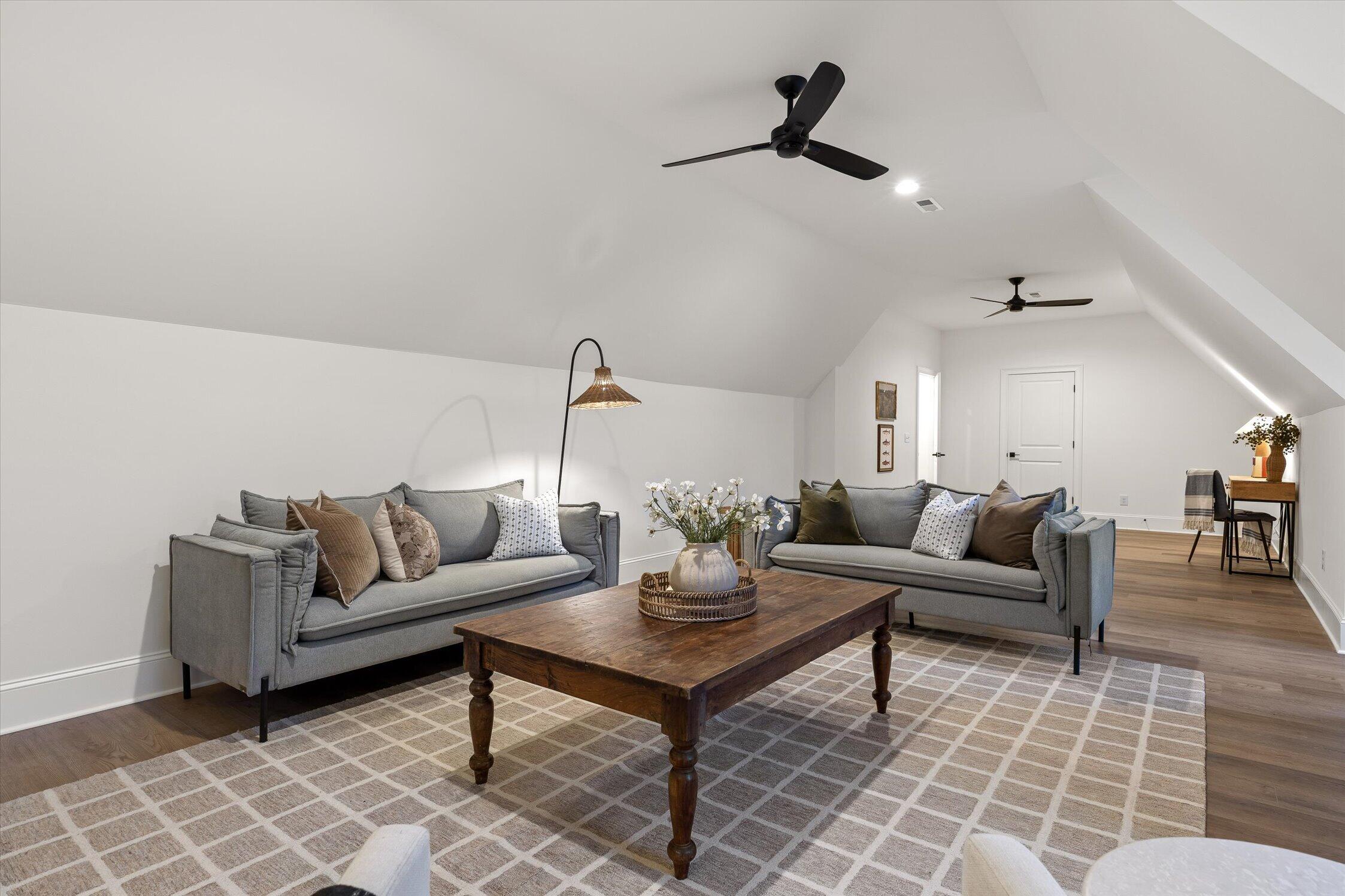 8293 Mountain Laurel Trail