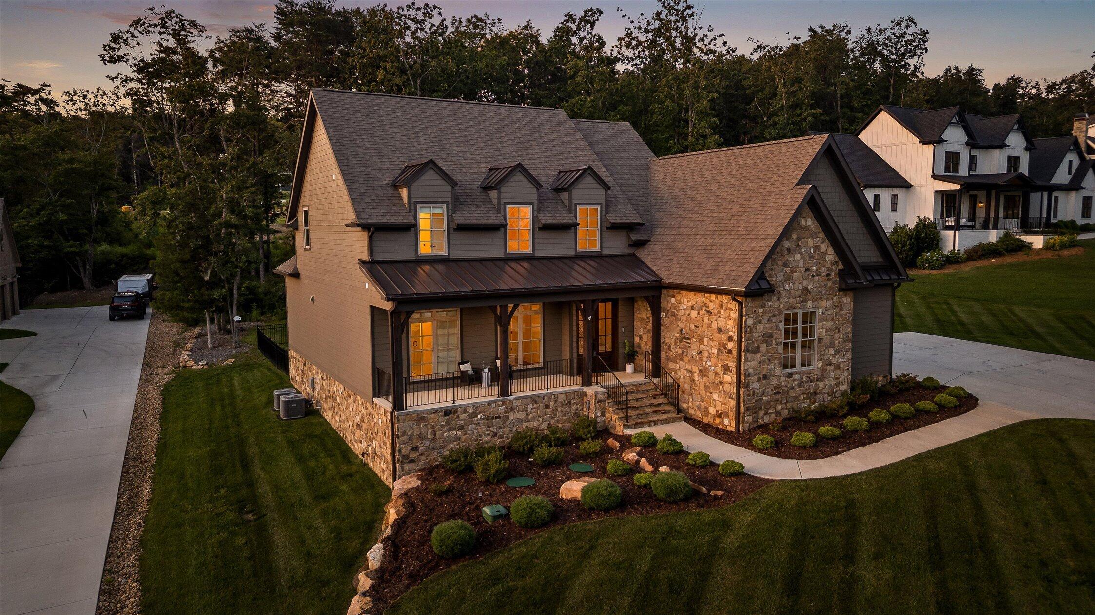 8293 Mountain Laurel Trail