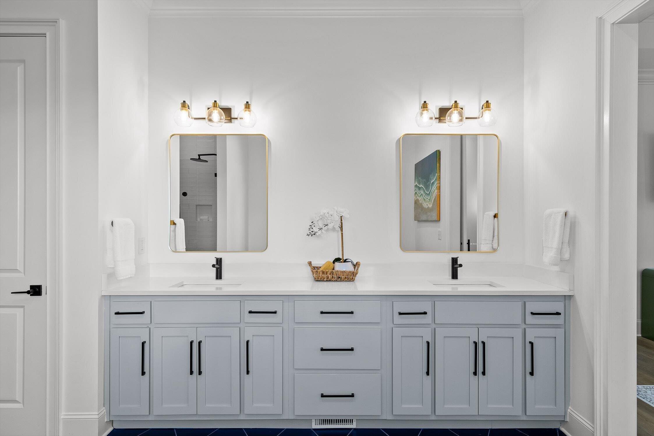 8293 Mountain Laurel Trail