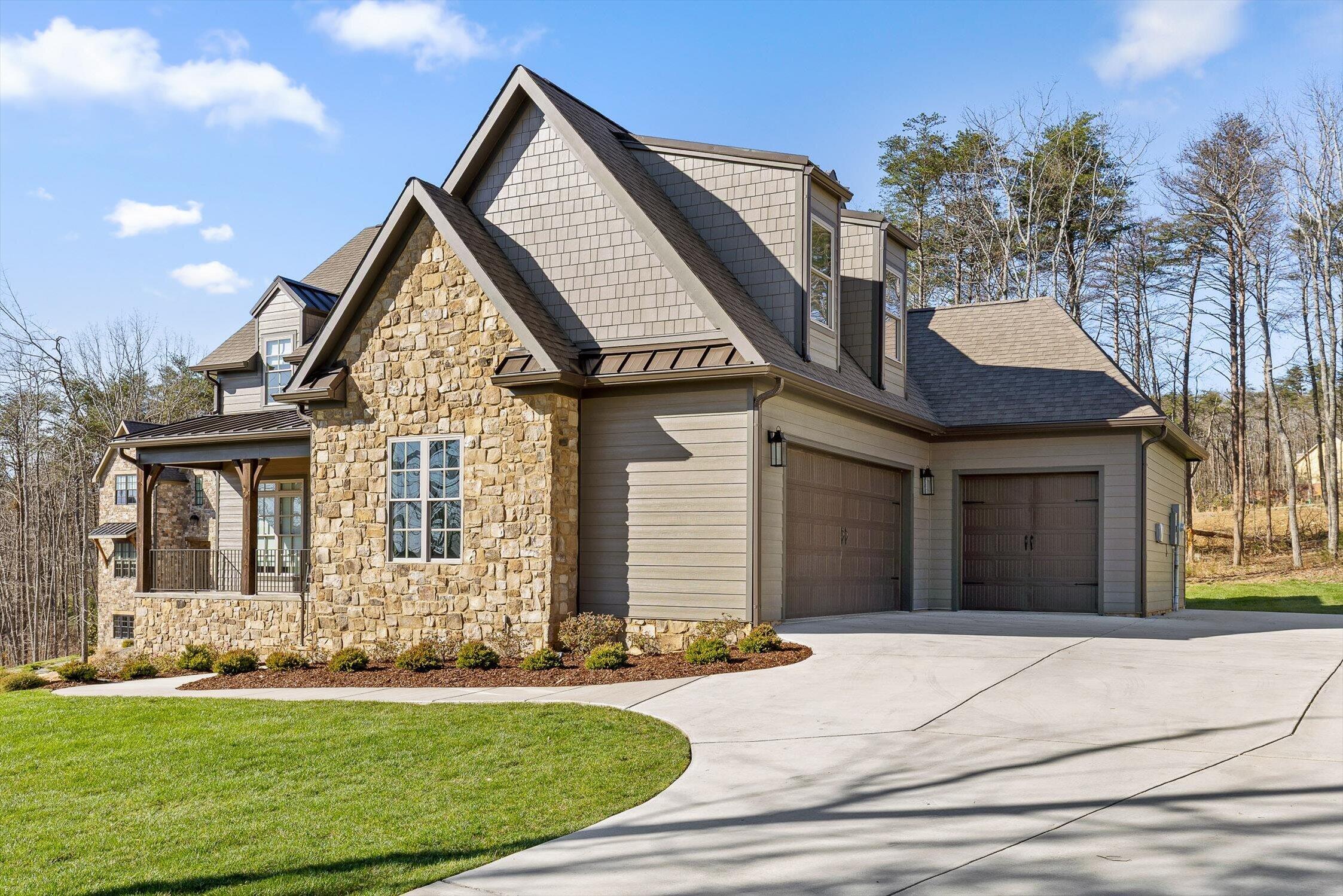 8293 Mountain Laurel Trail