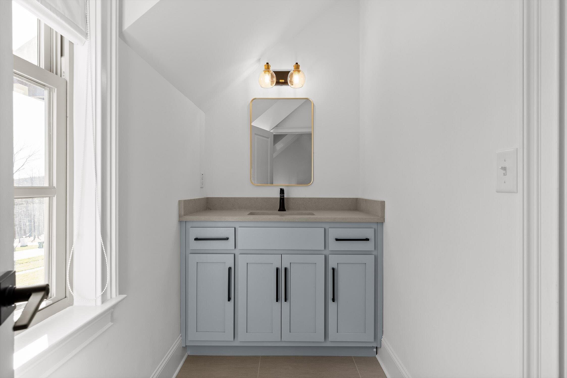 8293 Mountain Laurel Trail