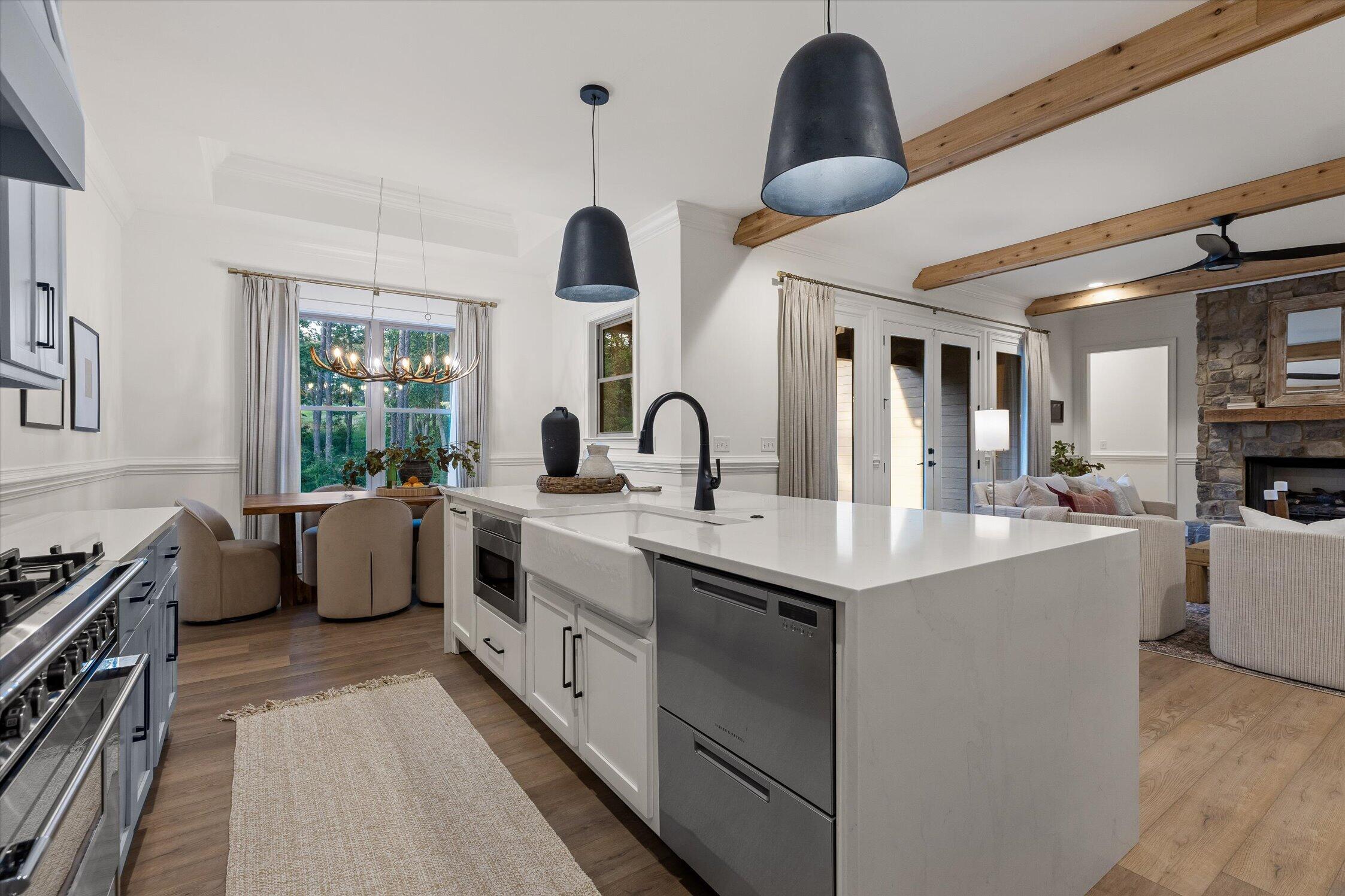 8293 Mountain Laurel Trail