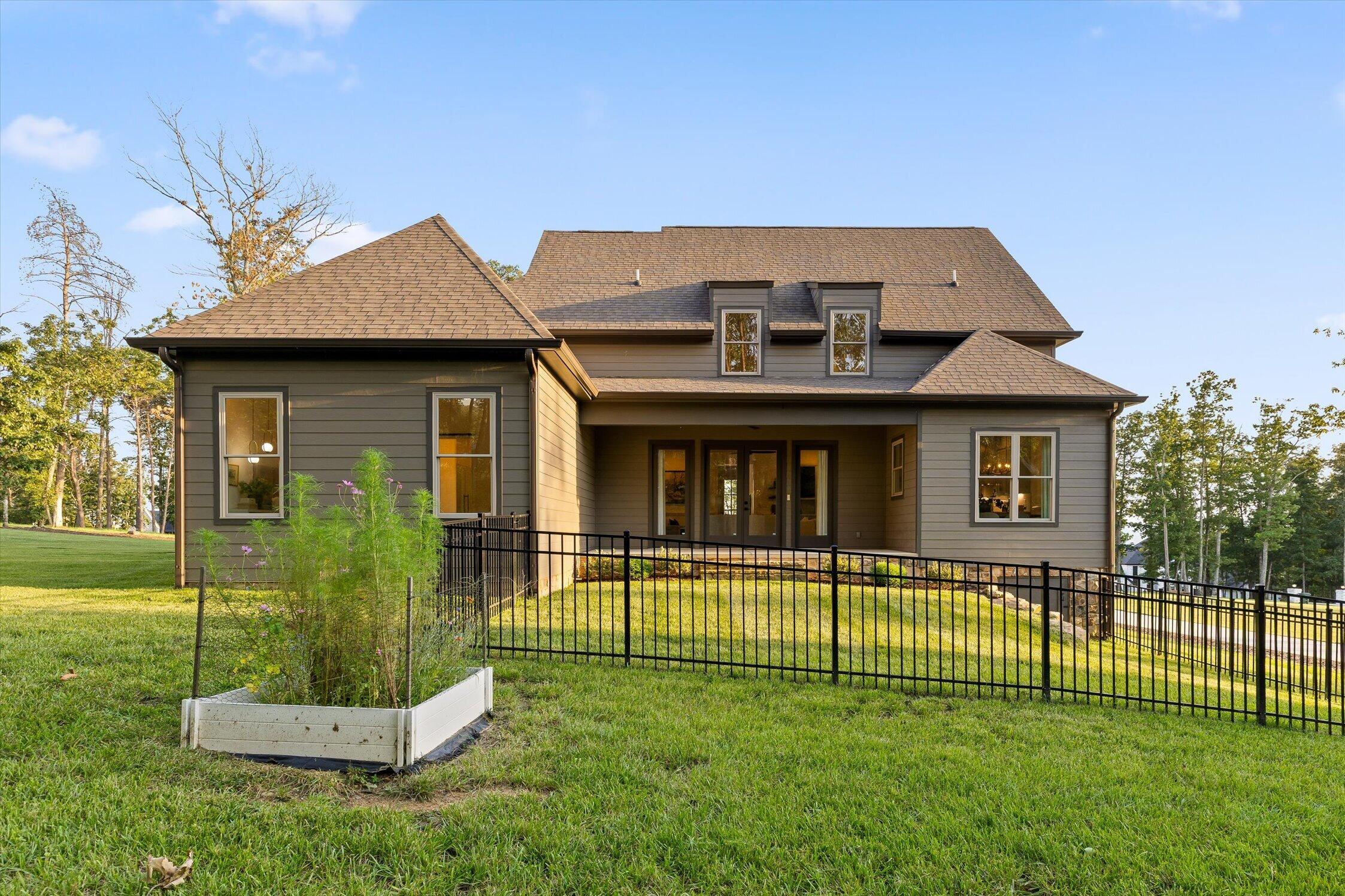8293 Mountain Laurel Trail