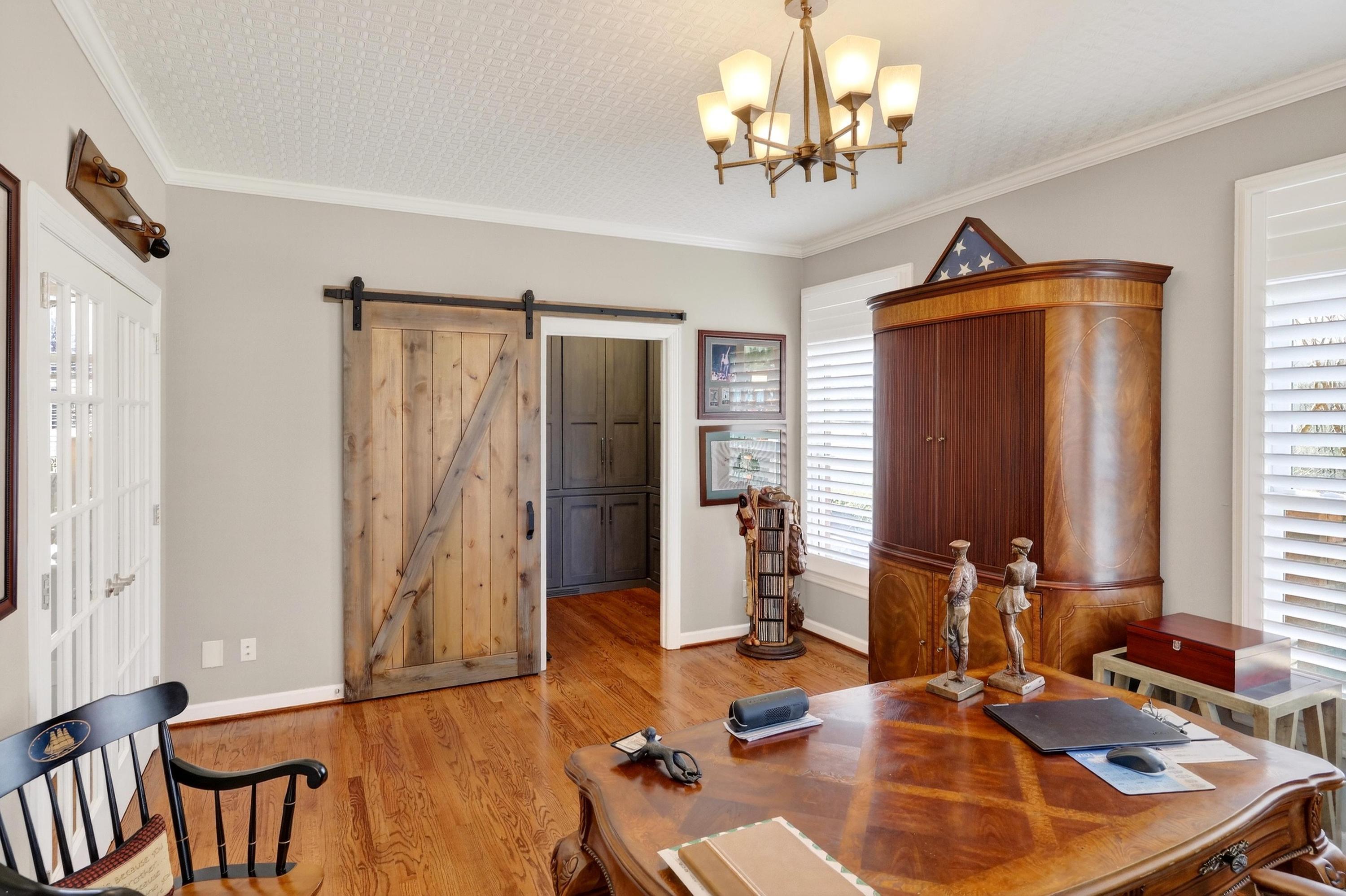 106 Bridgecreek Road