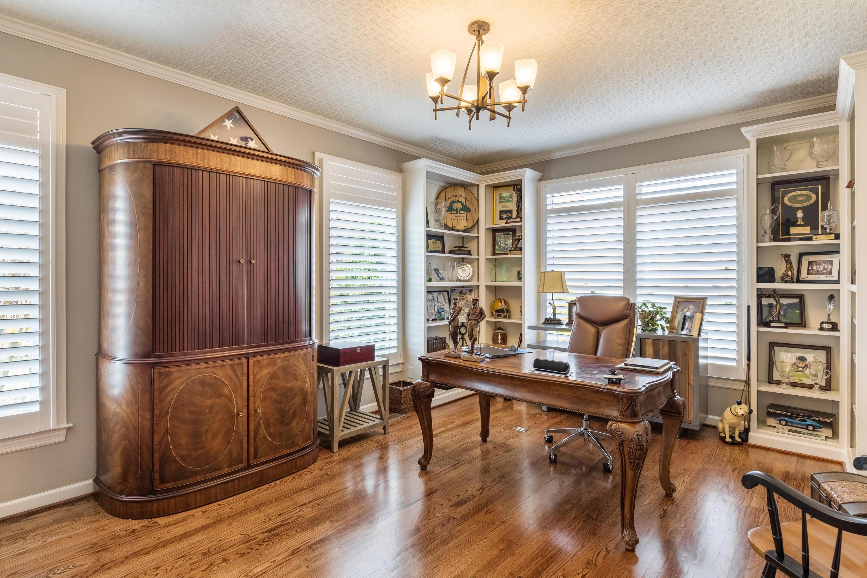 106 Bridgecreek Road