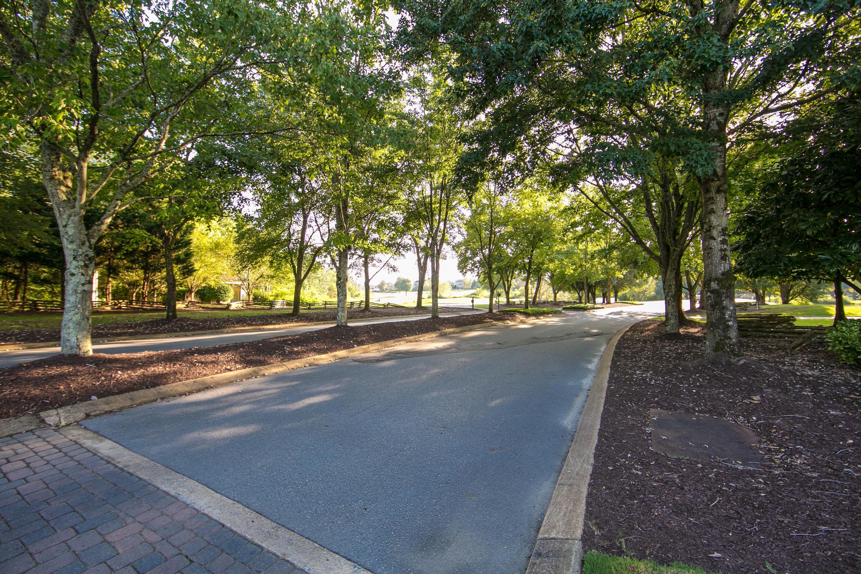 106 Bridgecreek Road