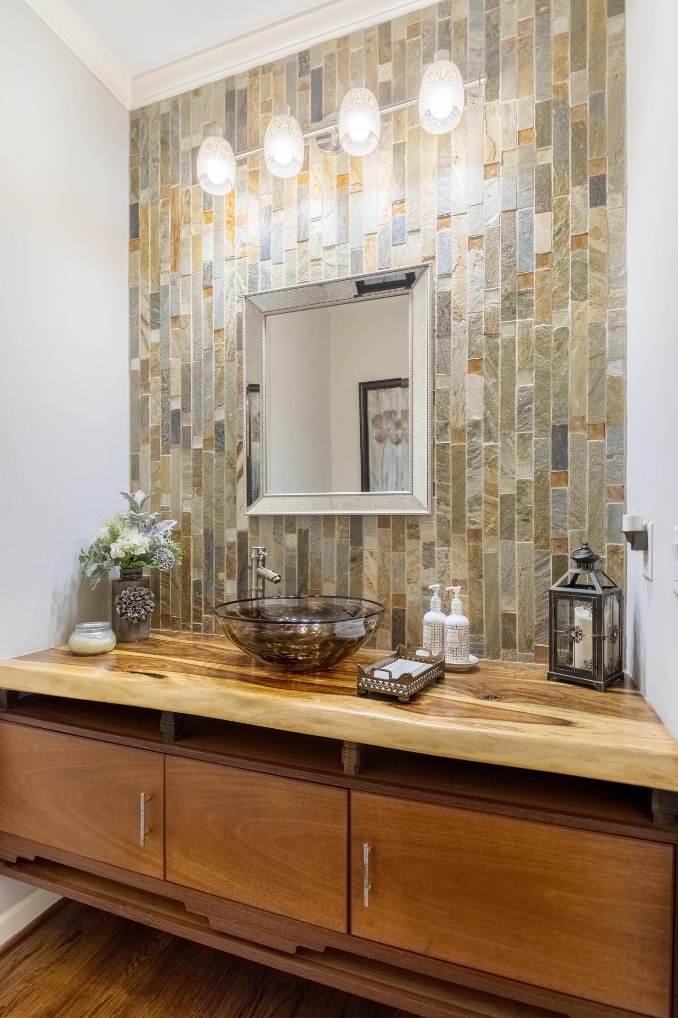 106 Bridgecreek Road