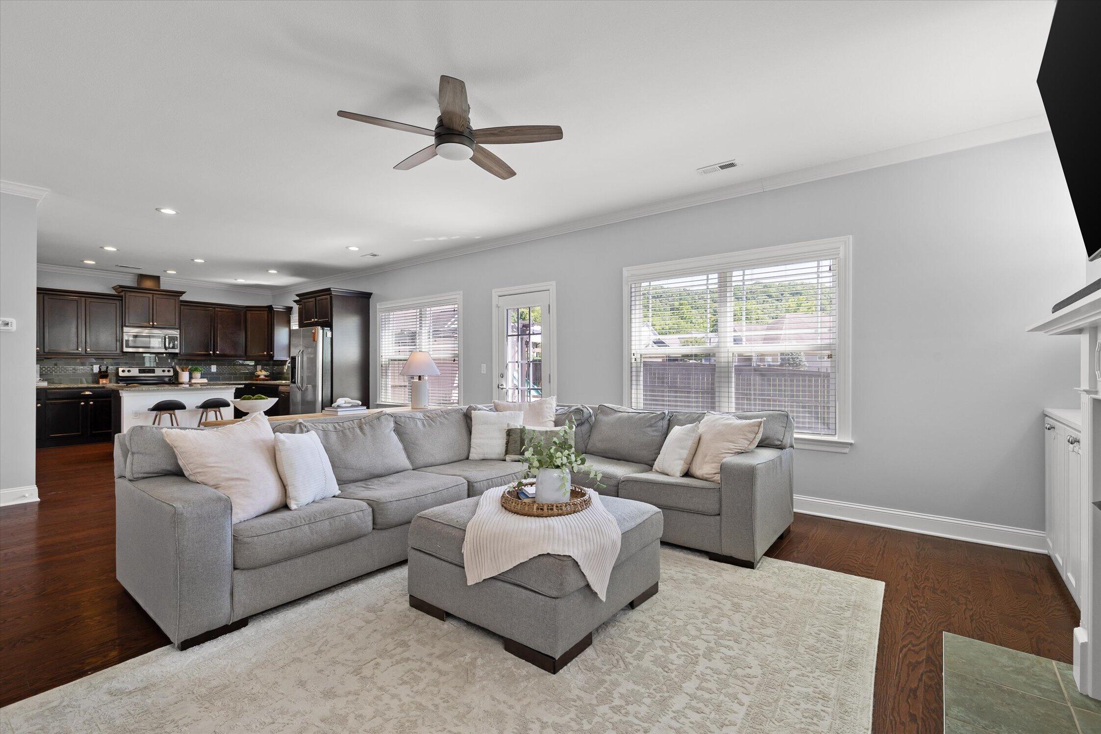 5503 Seagrove Lane