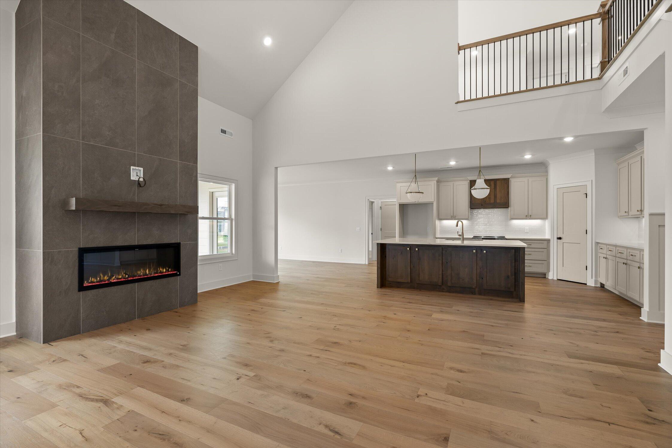 7843 Vervena Drive, 6