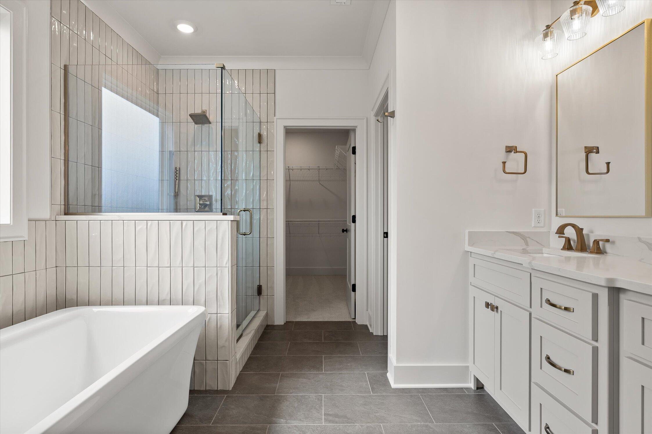 7843 Vervena Drive, 6