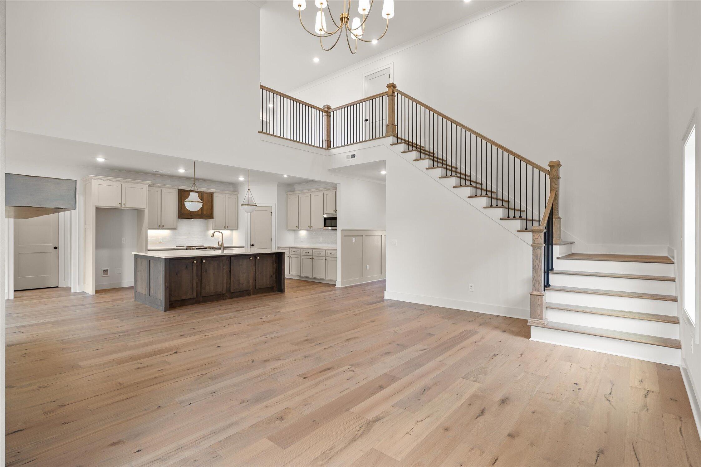 7843 Vervena Drive, 6