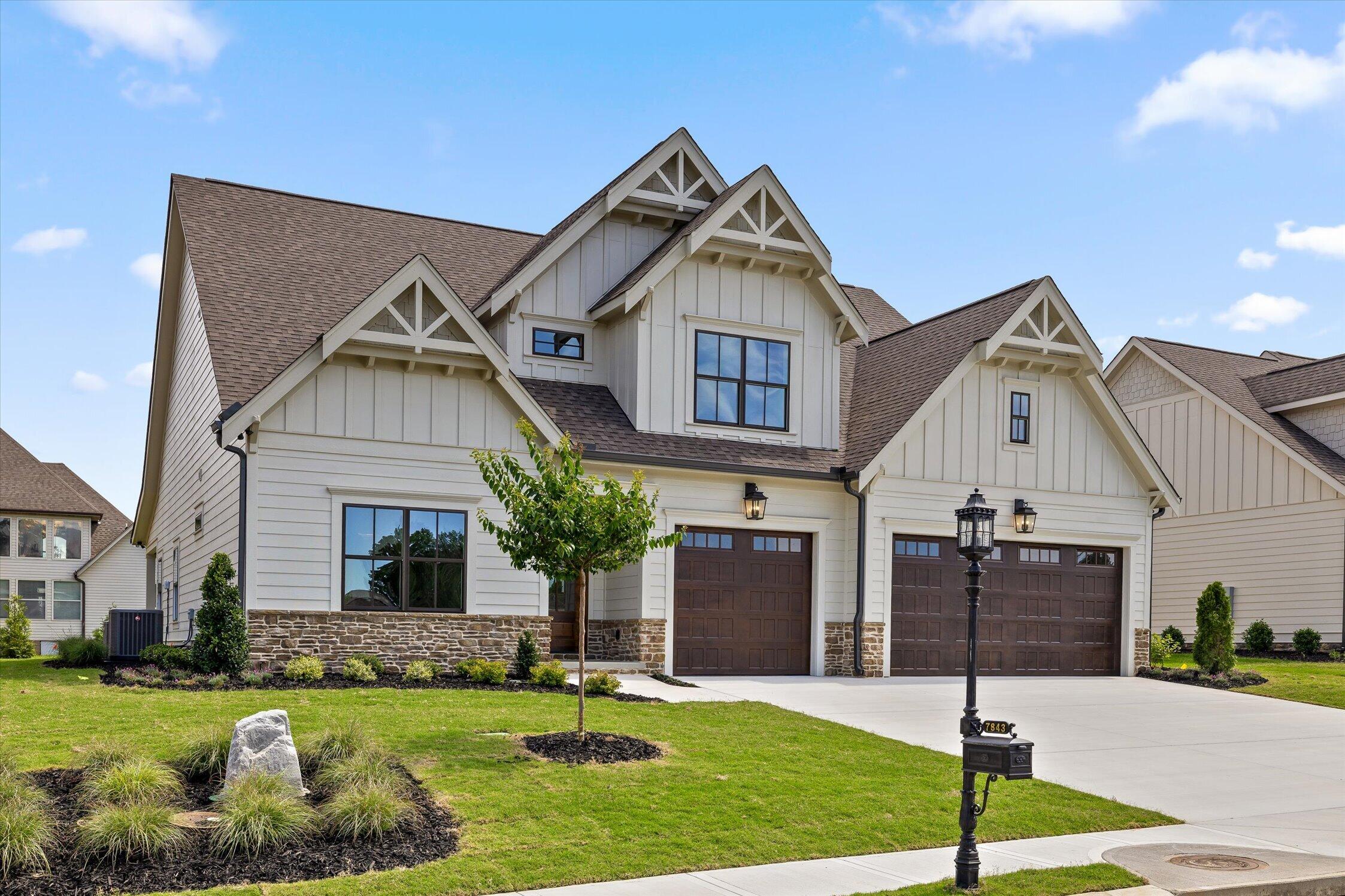 7843 Vervena Drive, 6
