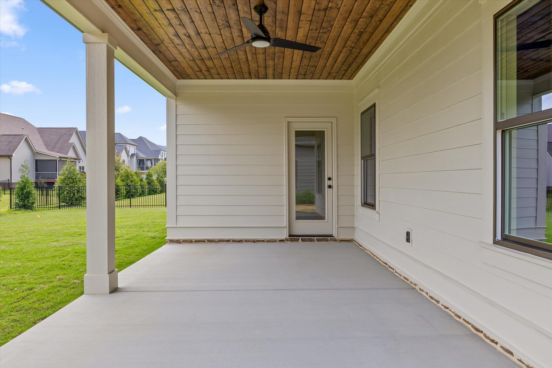 7843 Vervena Drive, 6