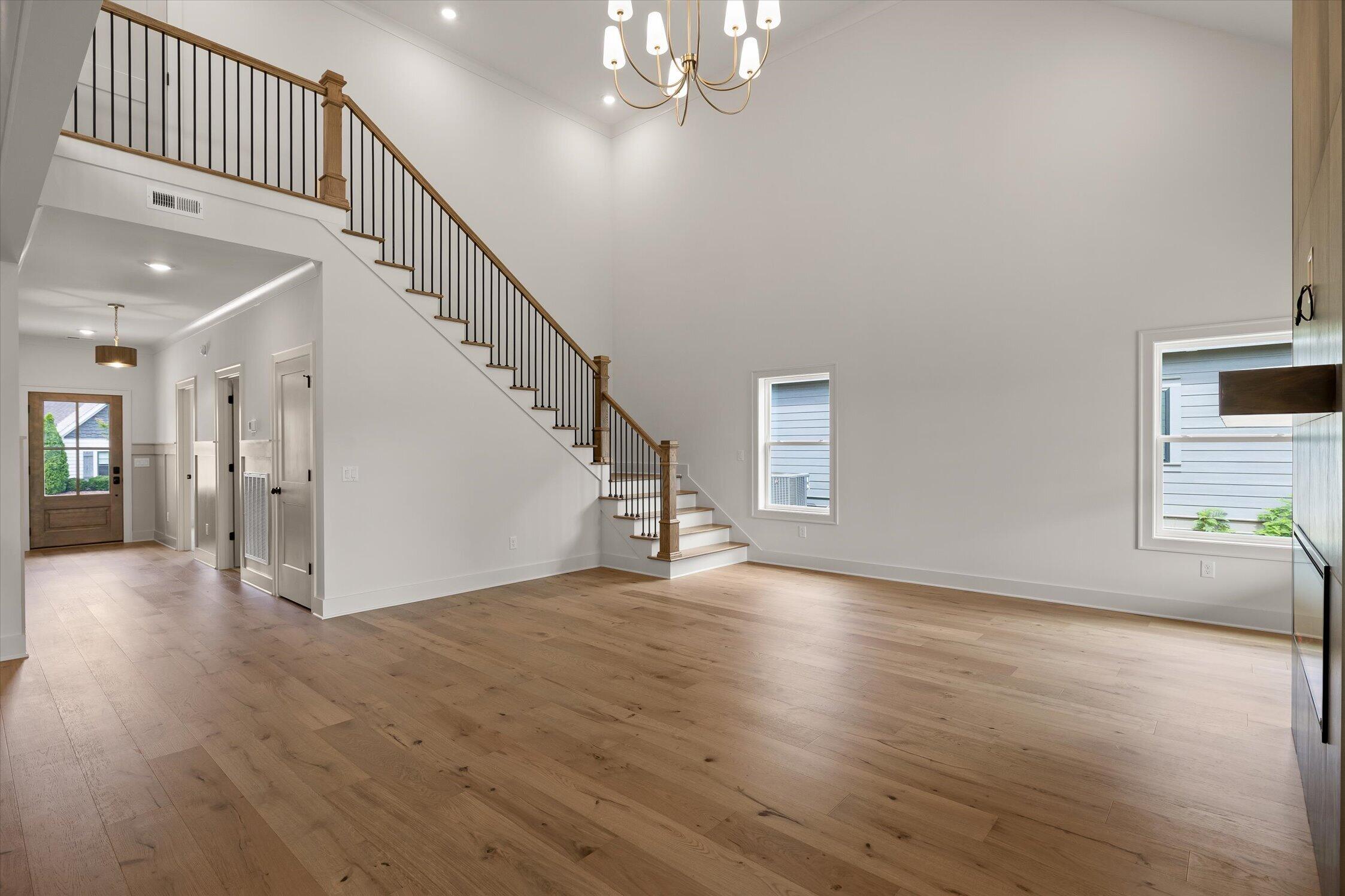 7843 Vervena Drive, 6