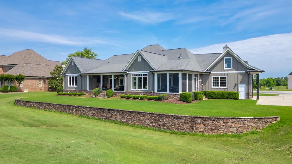 218 Scrapeshin Trail