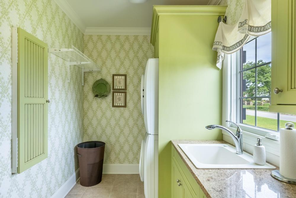 218 Scrapeshin Trail