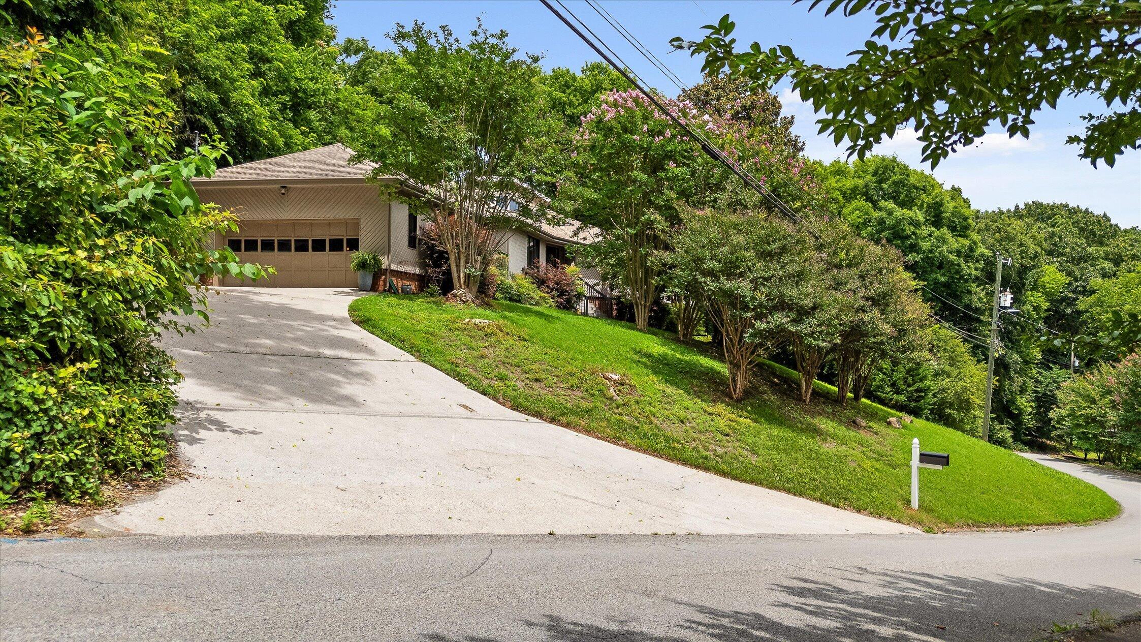 1609 Rock Bluff Road
