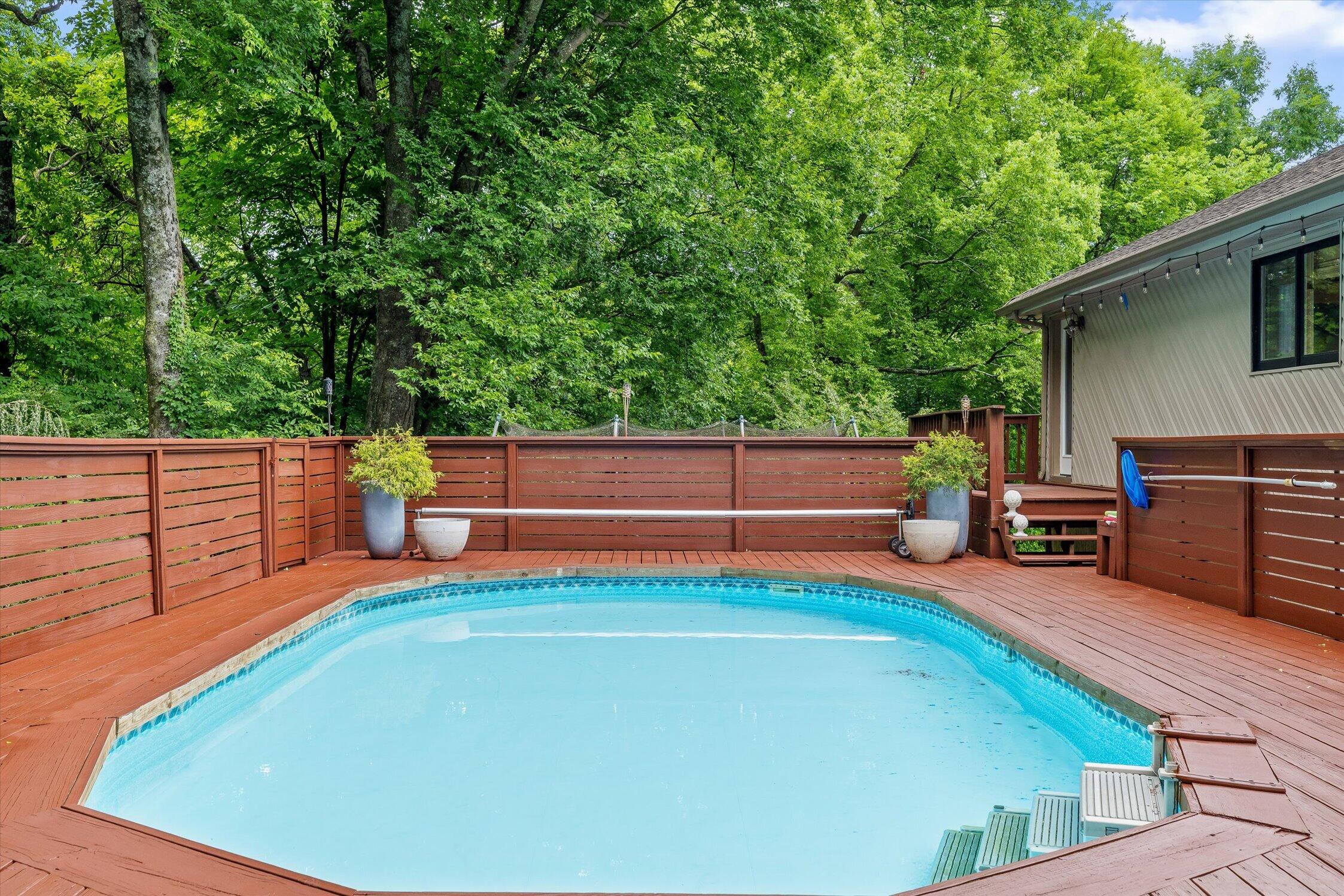 1609 Rock Bluff Road