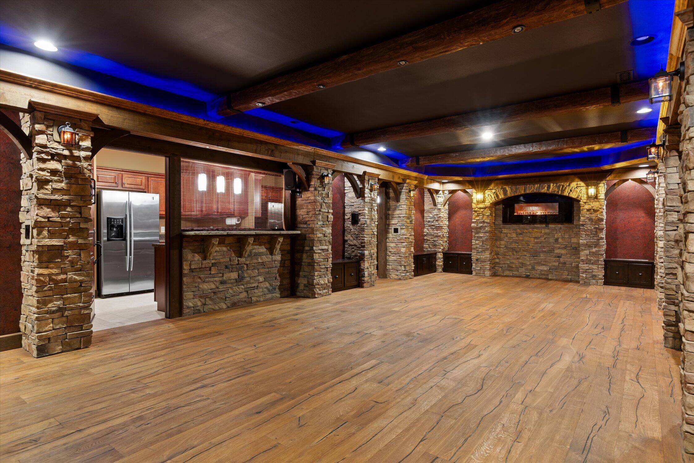 7015 Tenderfoot Trail