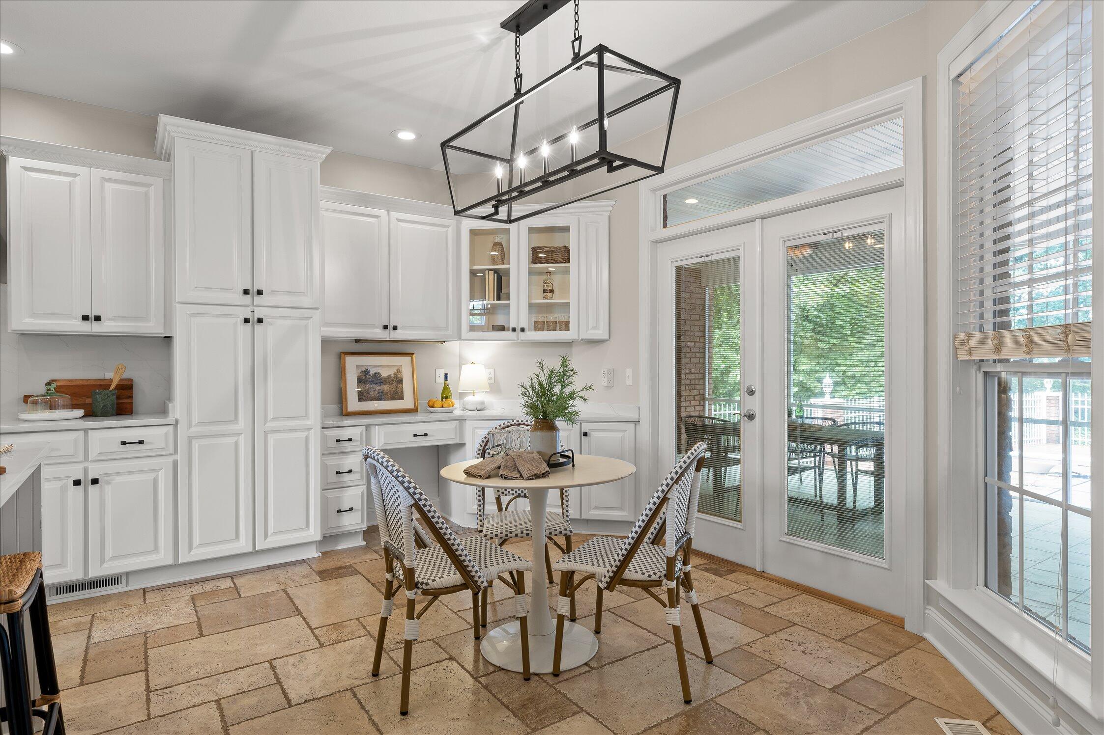 7015 Tenderfoot Trail