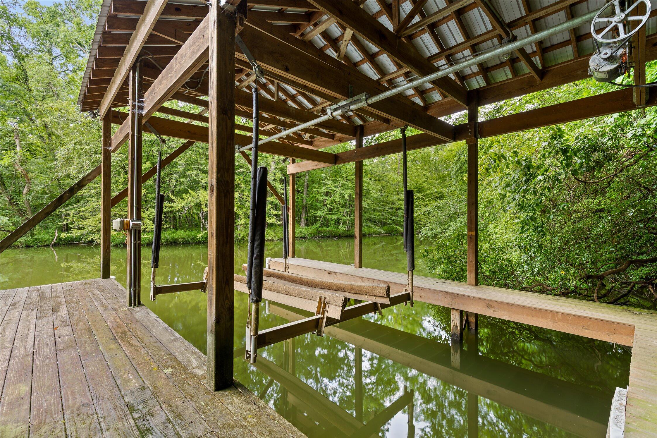 7015 Tenderfoot Trail