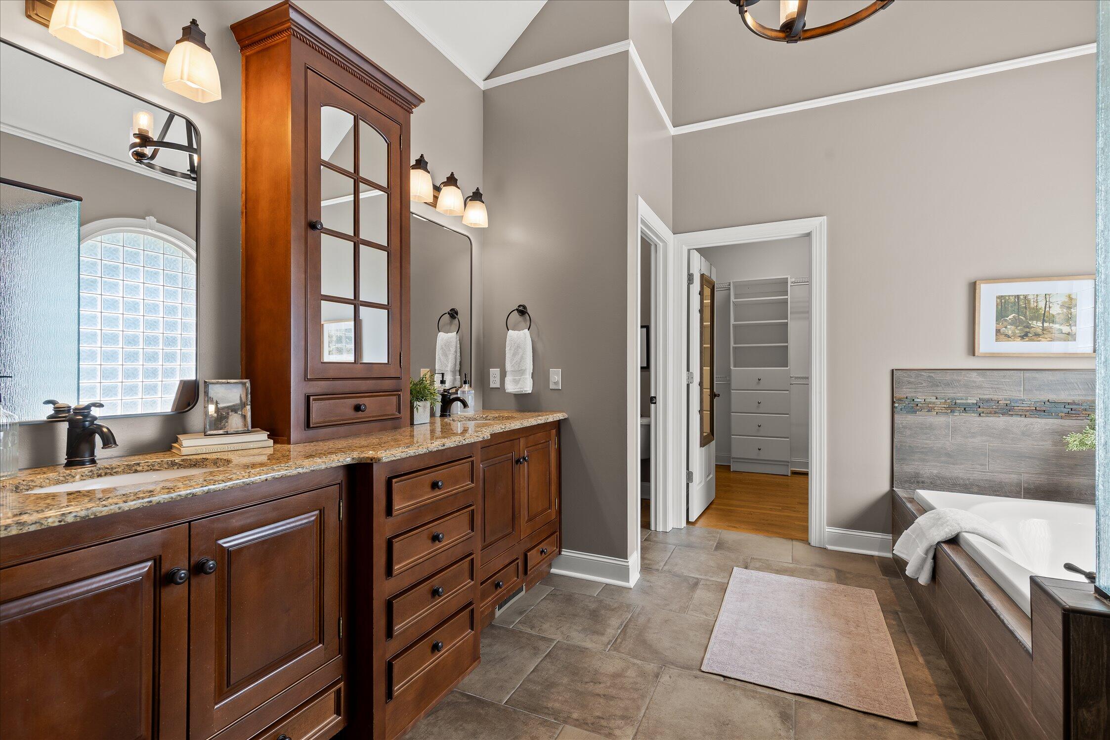 7015 Tenderfoot Trail