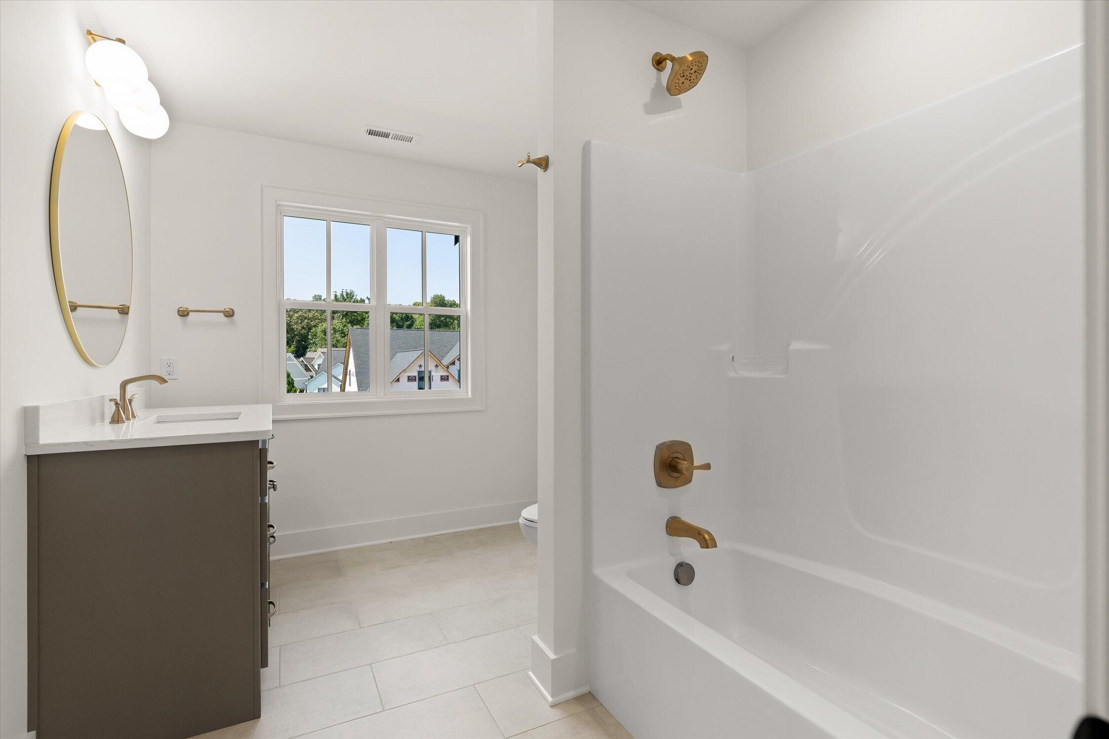 7835 Vervena Drive, 5