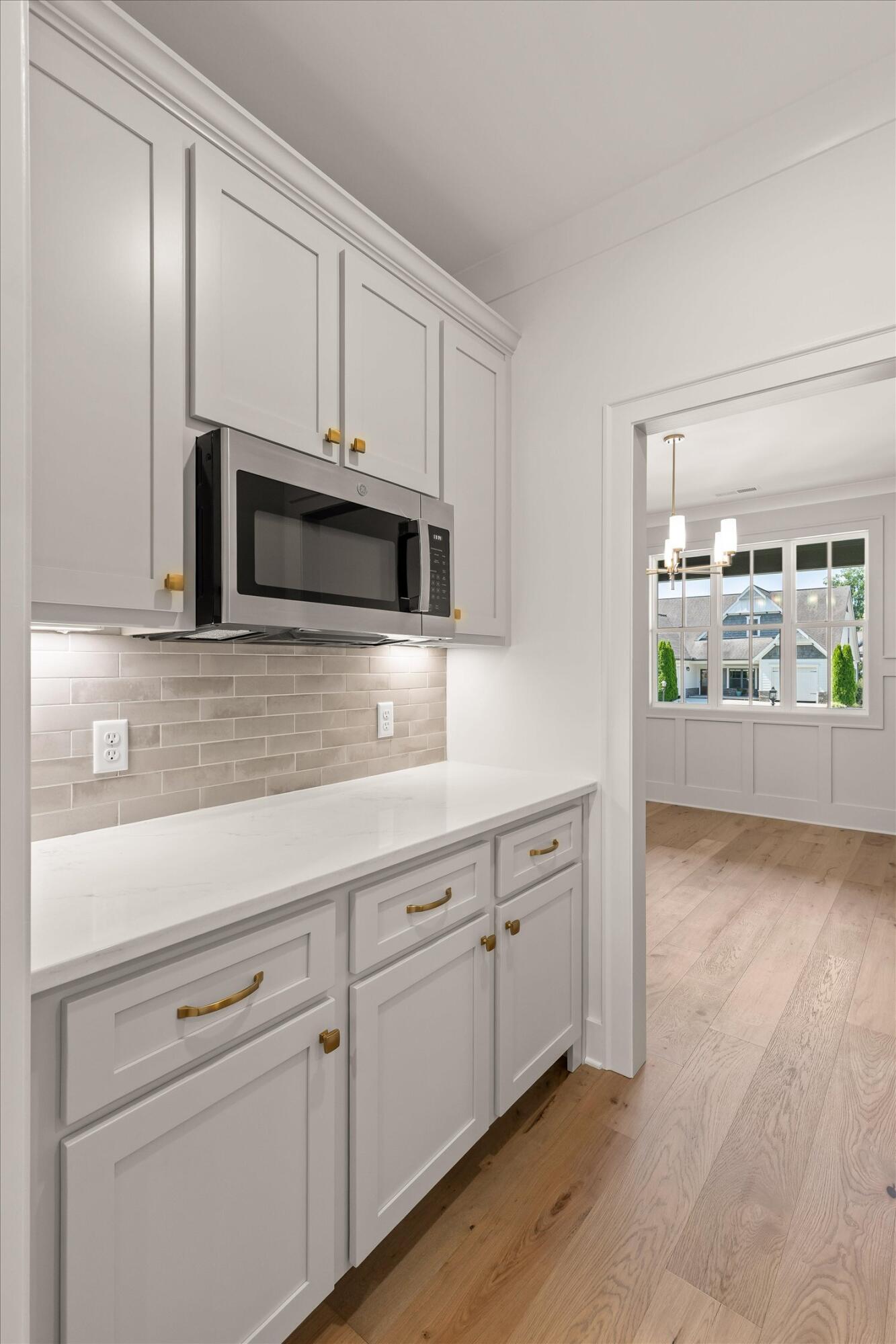 7835 Vervena Drive, 5